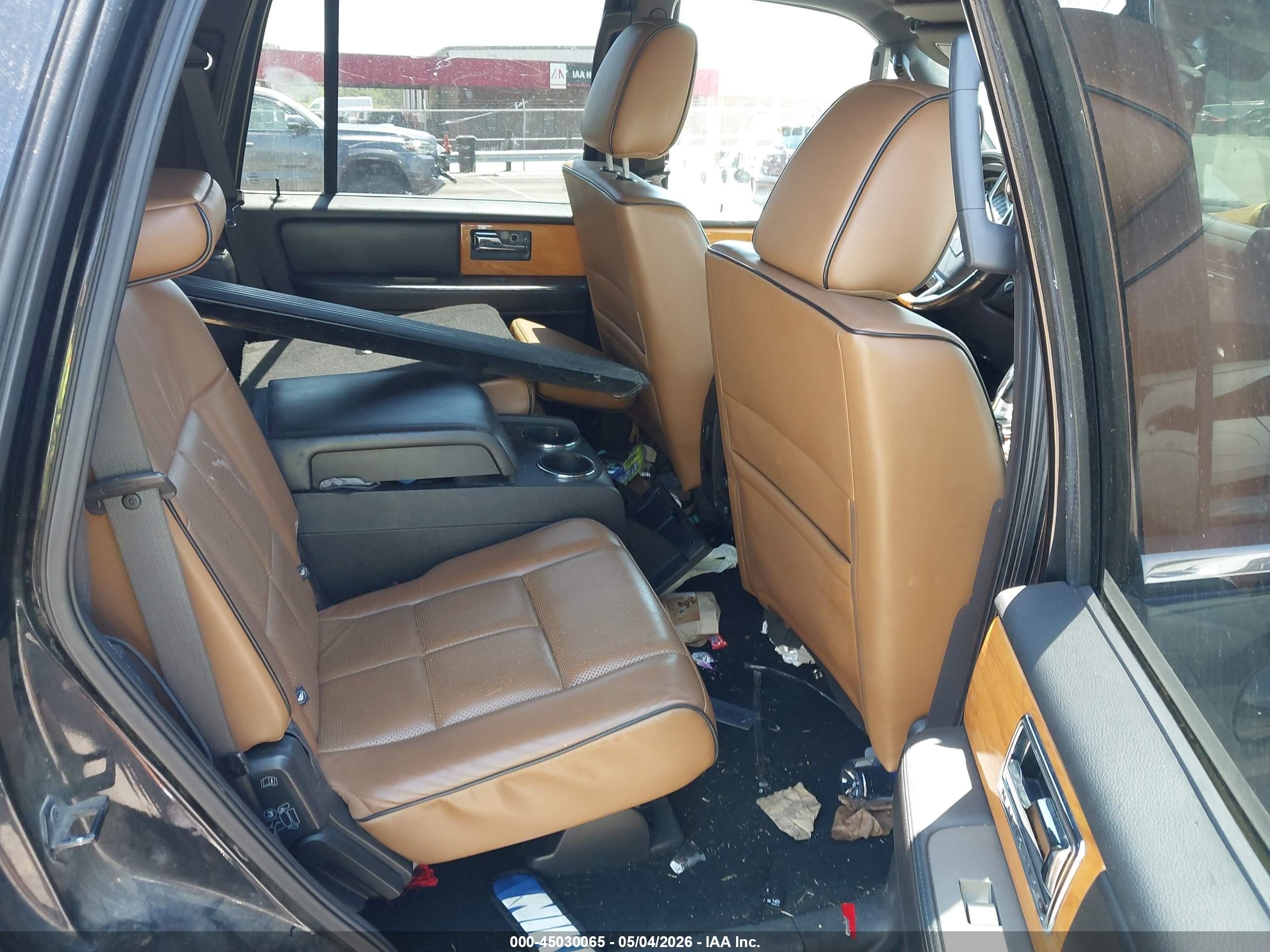 2012 Lincoln Navigator   Black vin: 5LMJJ2J5XCEL09059