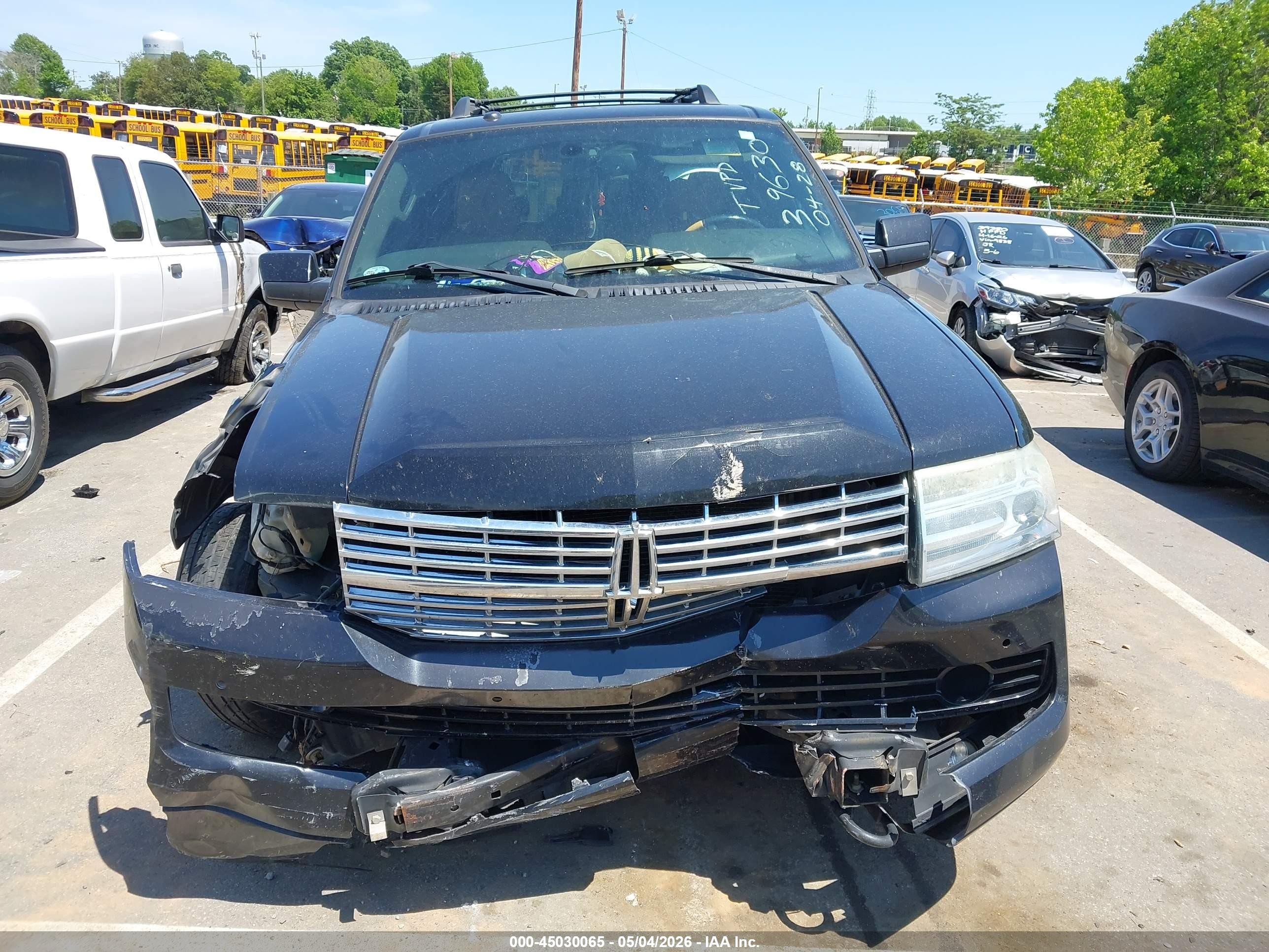 2012 Lincoln Navigator   Black vin: 5LMJJ2J5XCEL09059