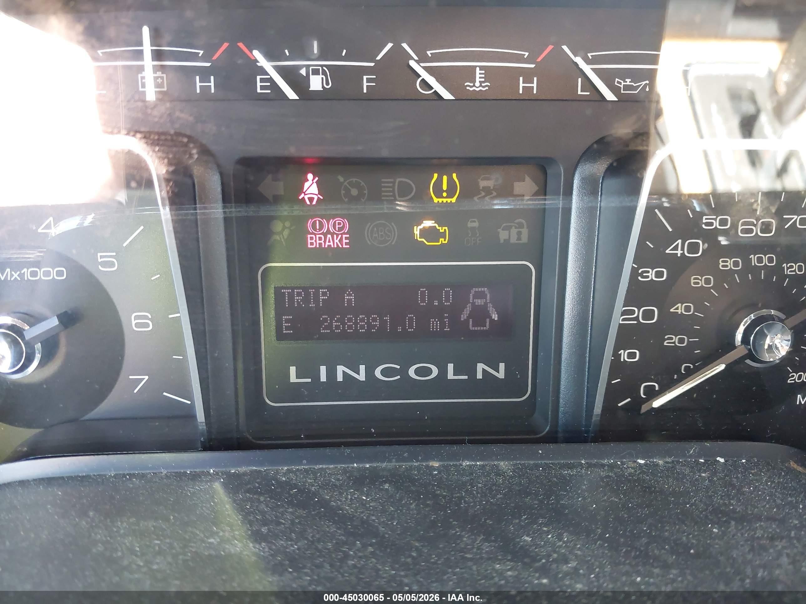 2012 Lincoln Navigator   Black vin: 5LMJJ2J5XCEL09059