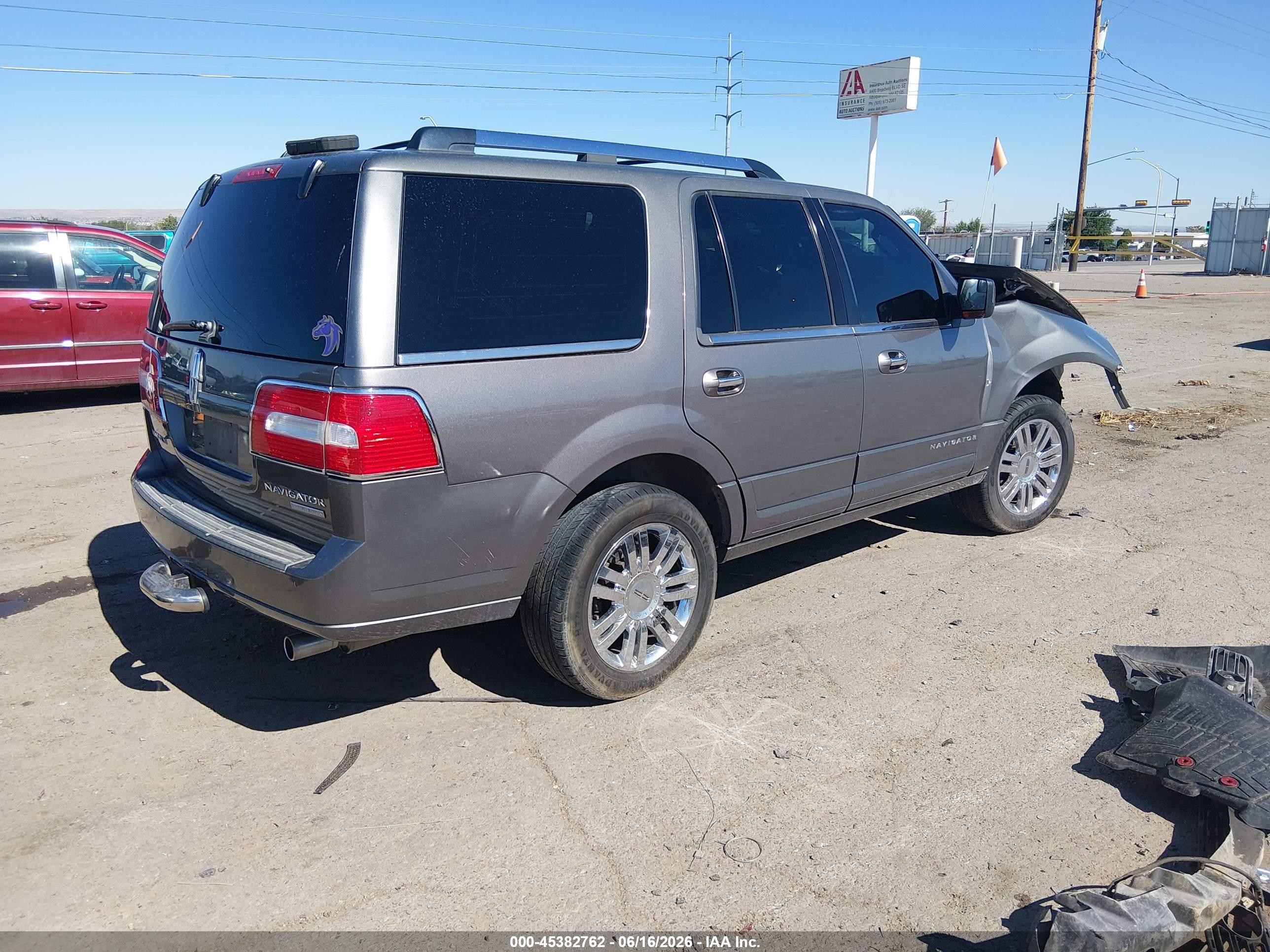 2014 Lincoln Navigator   Черный vin: 5LMJJ2J5XEEL04866