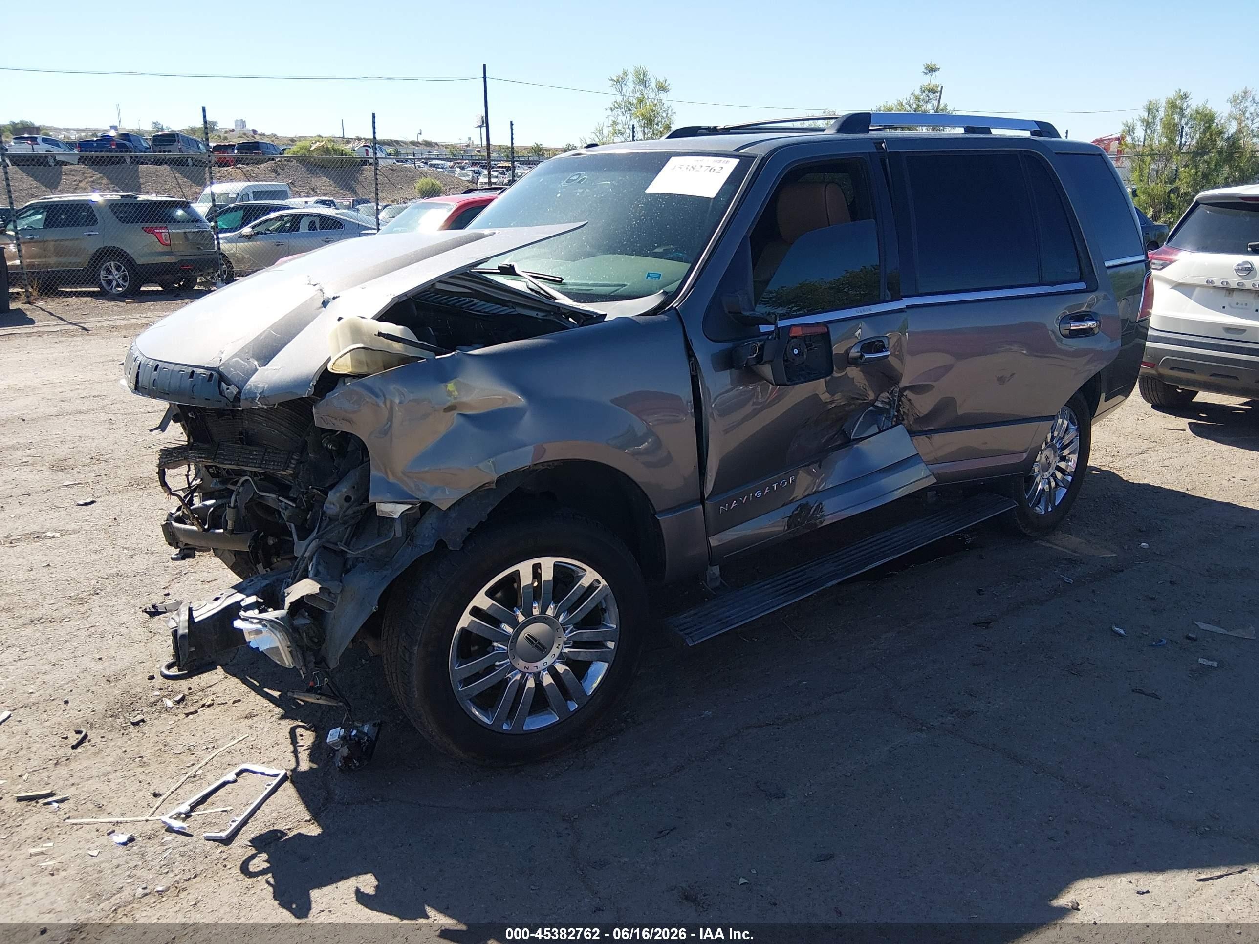 2014 Lincoln Navigator   Черный vin: 5LMJJ2J5XEEL04866