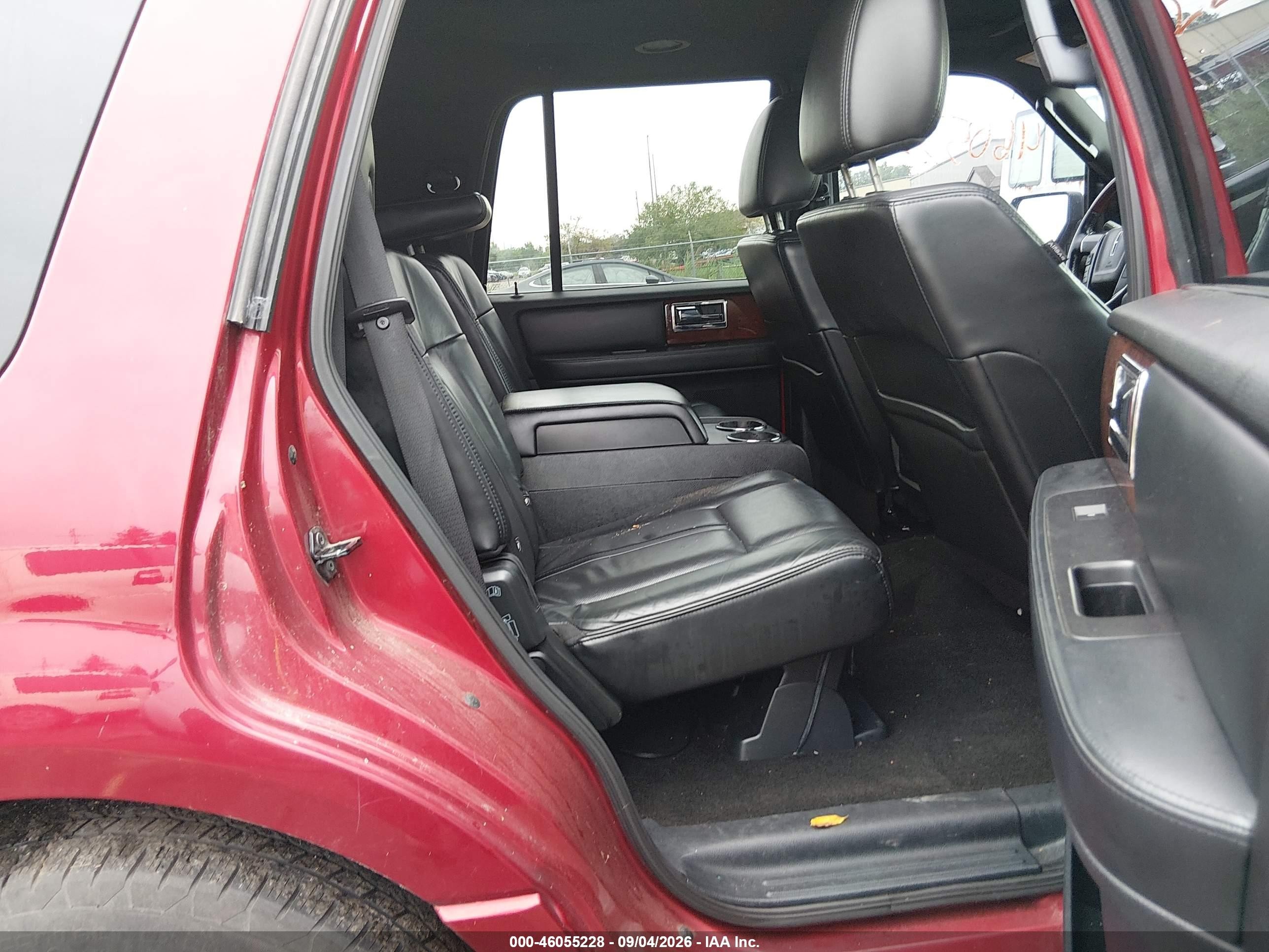 2015 Lincoln Navigator   Burgundy vin: 5LMJJ2JT0FEJ05387