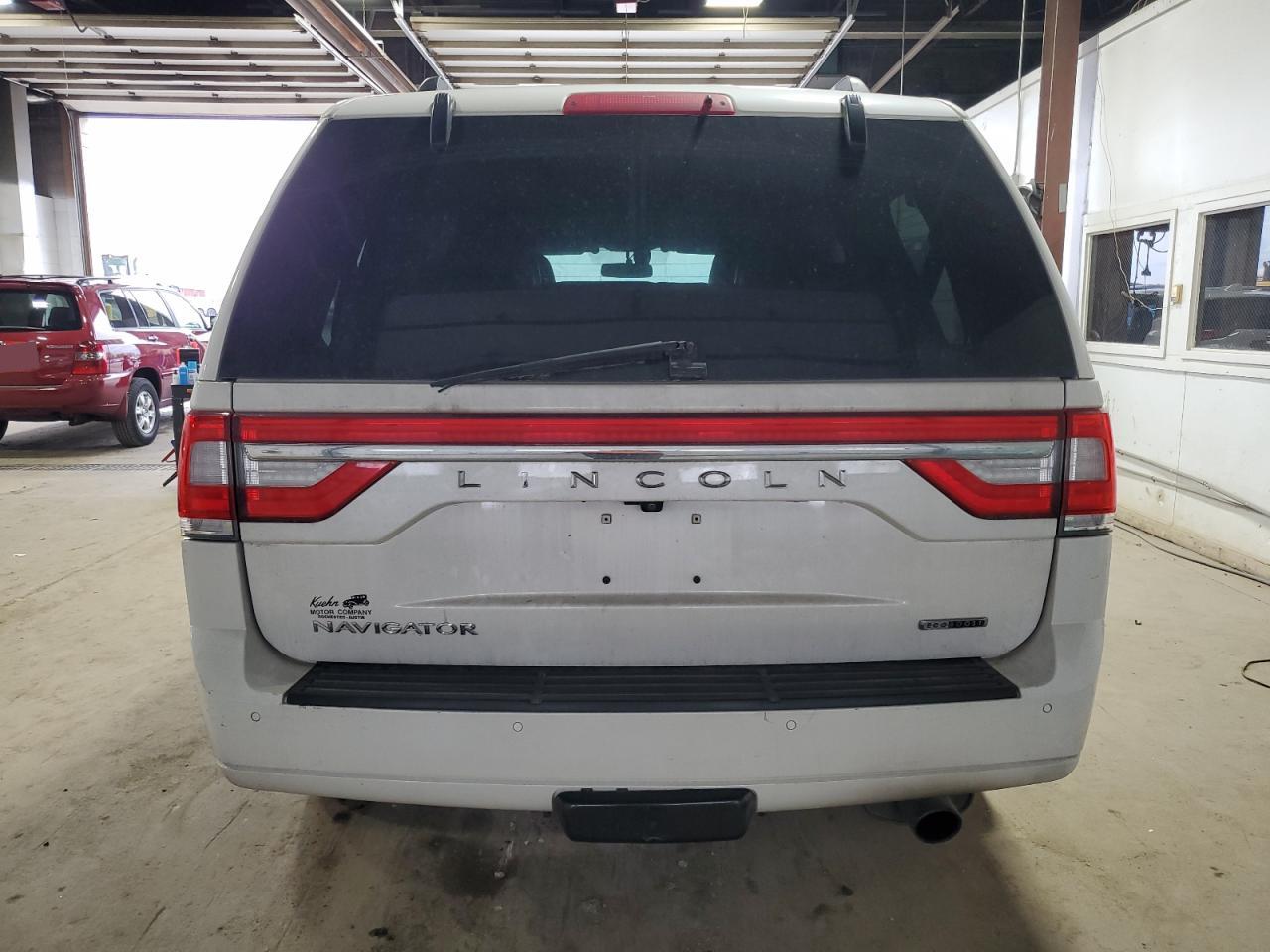 2015 Lincoln Navigator Белый vin: 5LMJJ2JT1FEJ01039