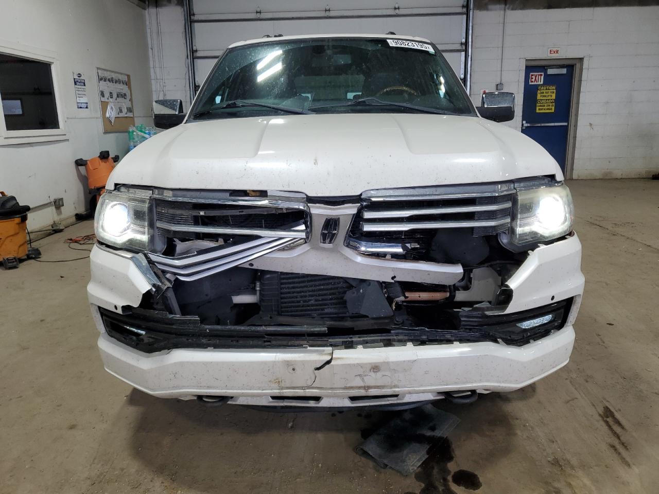 2015 Lincoln Navigator Белый vin: 5LMJJ2JT1FEJ01039