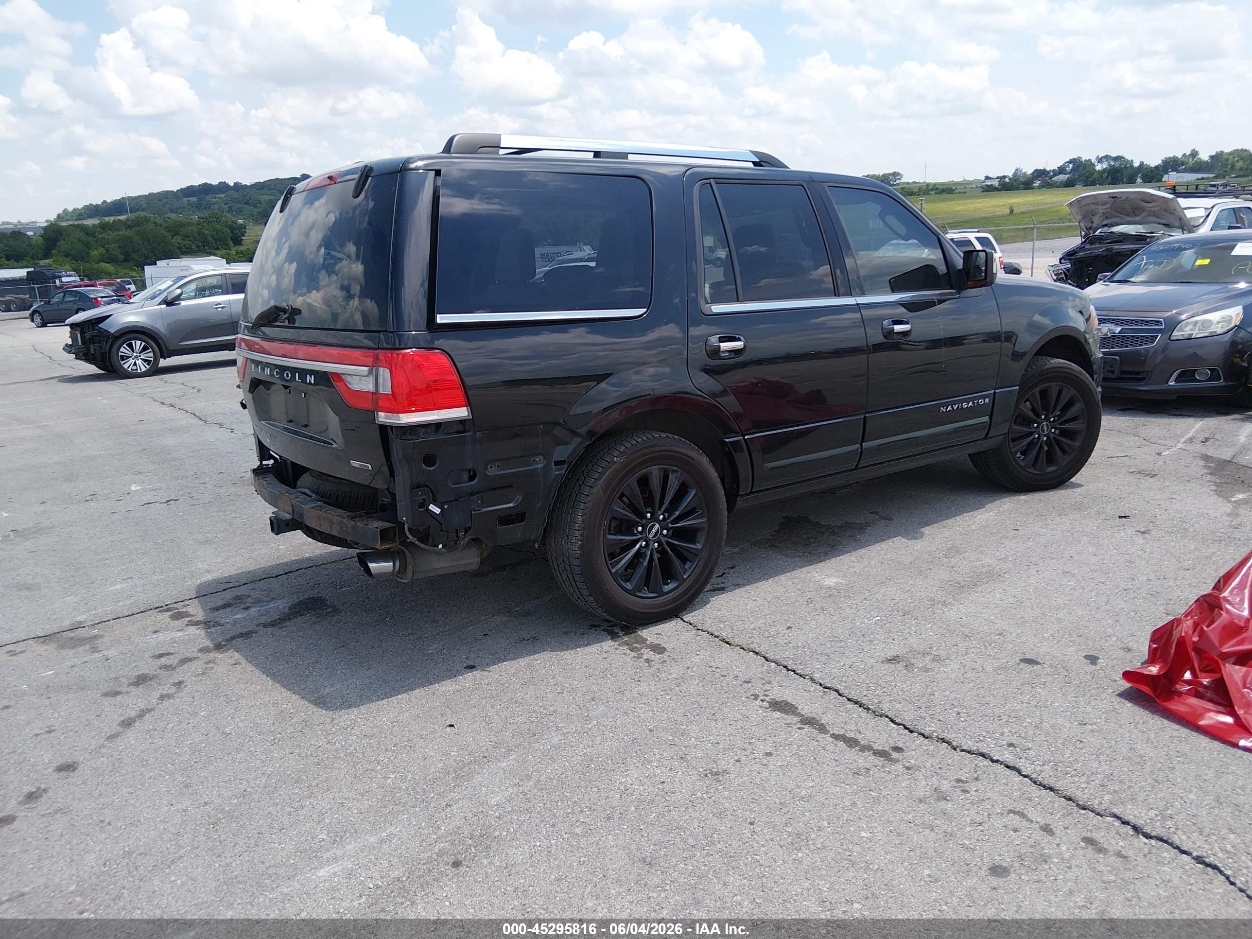 2015 Lincoln Navigator   Black vin: 5LMJJ2JT4FEJ13332
