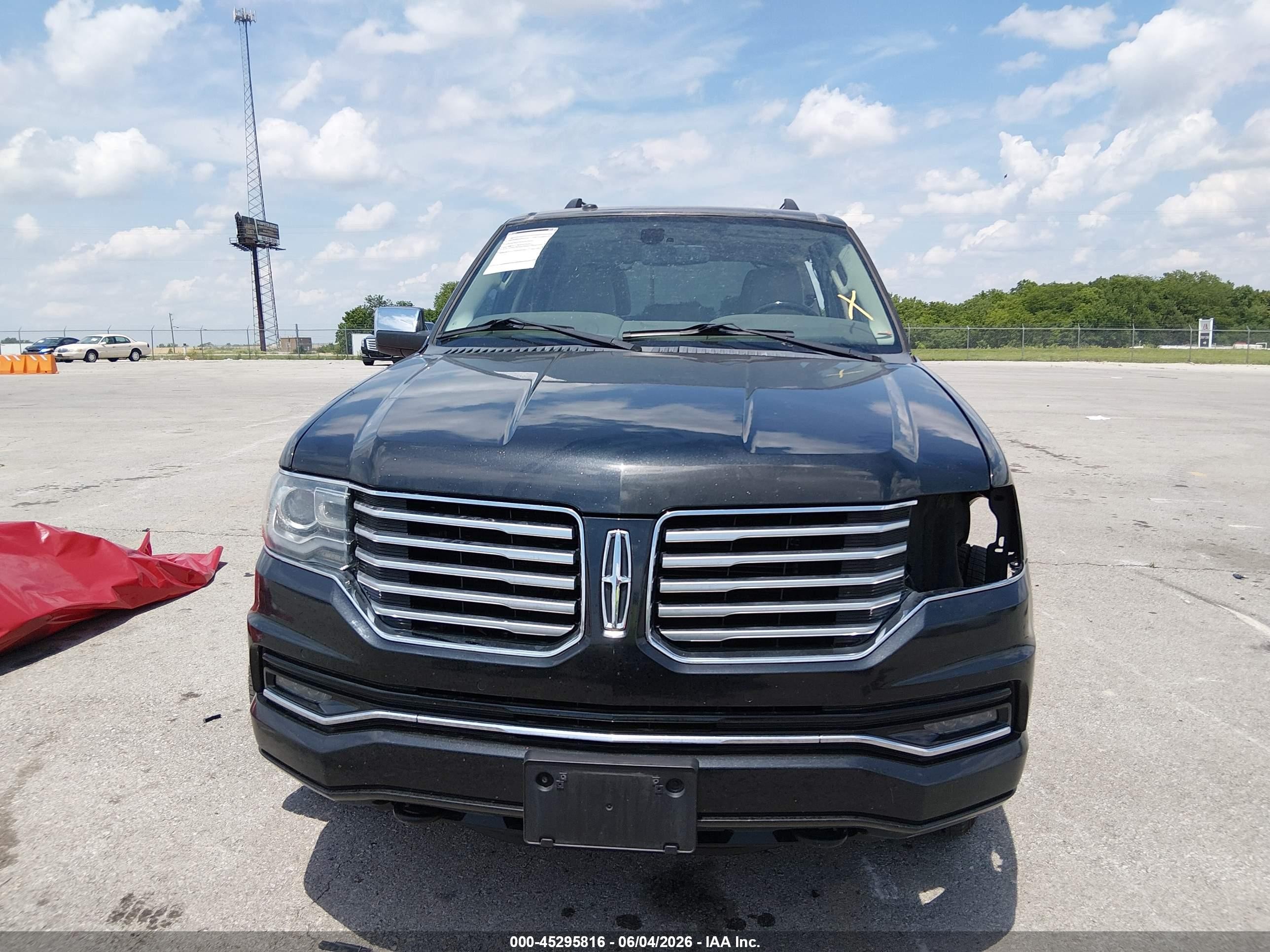 2015 Lincoln Navigator   Black vin: 5LMJJ2JT4FEJ13332