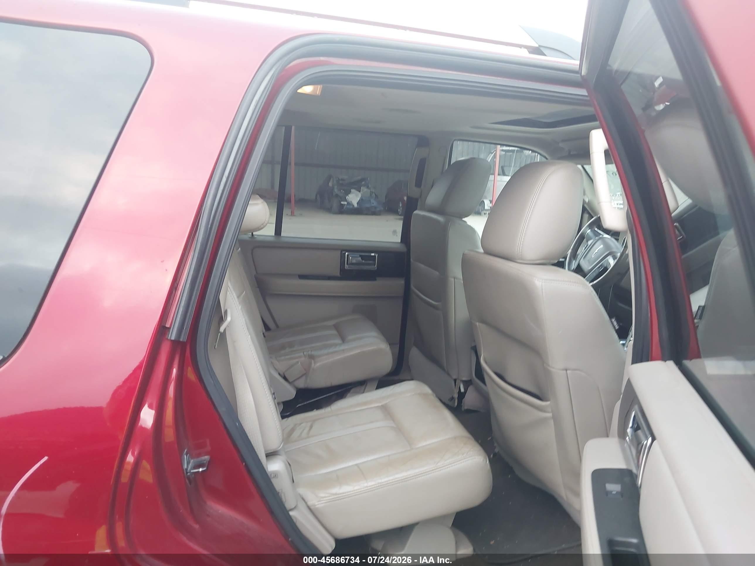 2015 Lincoln Navigator   Burgundy vin: 5LMJJ2JT6FEJ05345