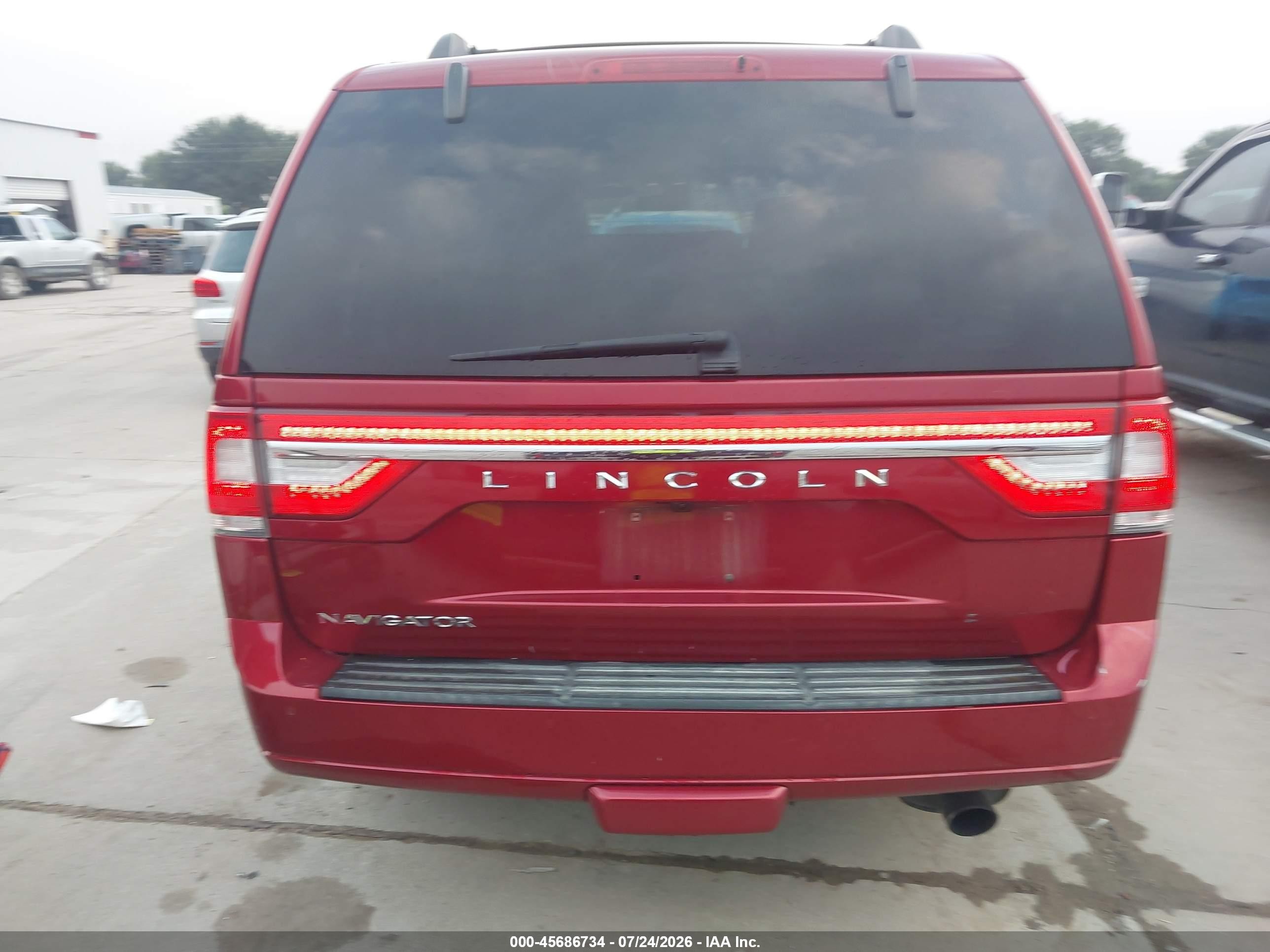2015 Lincoln Navigator   Burgundy vin: 5LMJJ2JT6FEJ05345