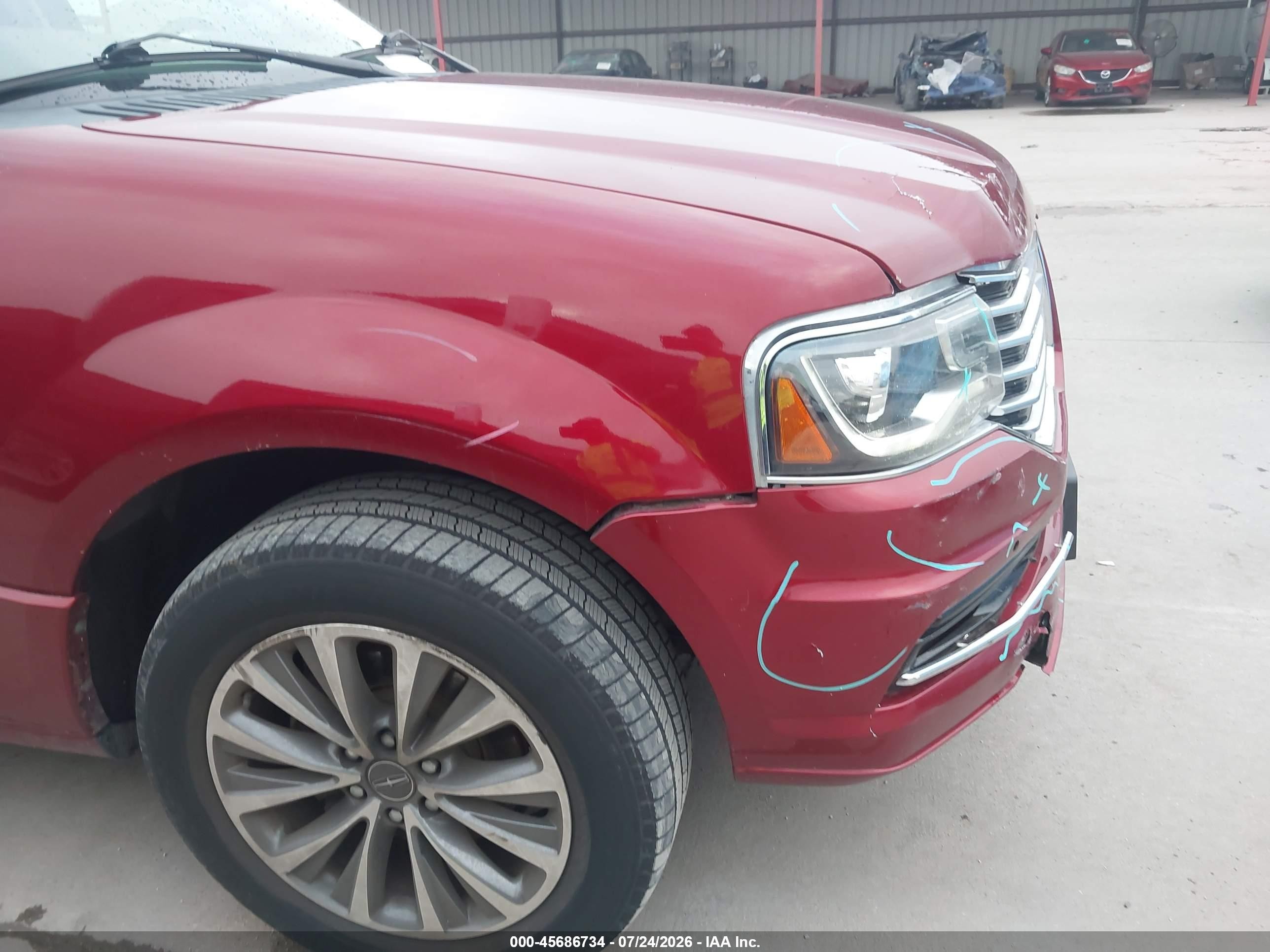 2015 Lincoln Navigator   Burgundy vin: 5LMJJ2JT6FEJ05345