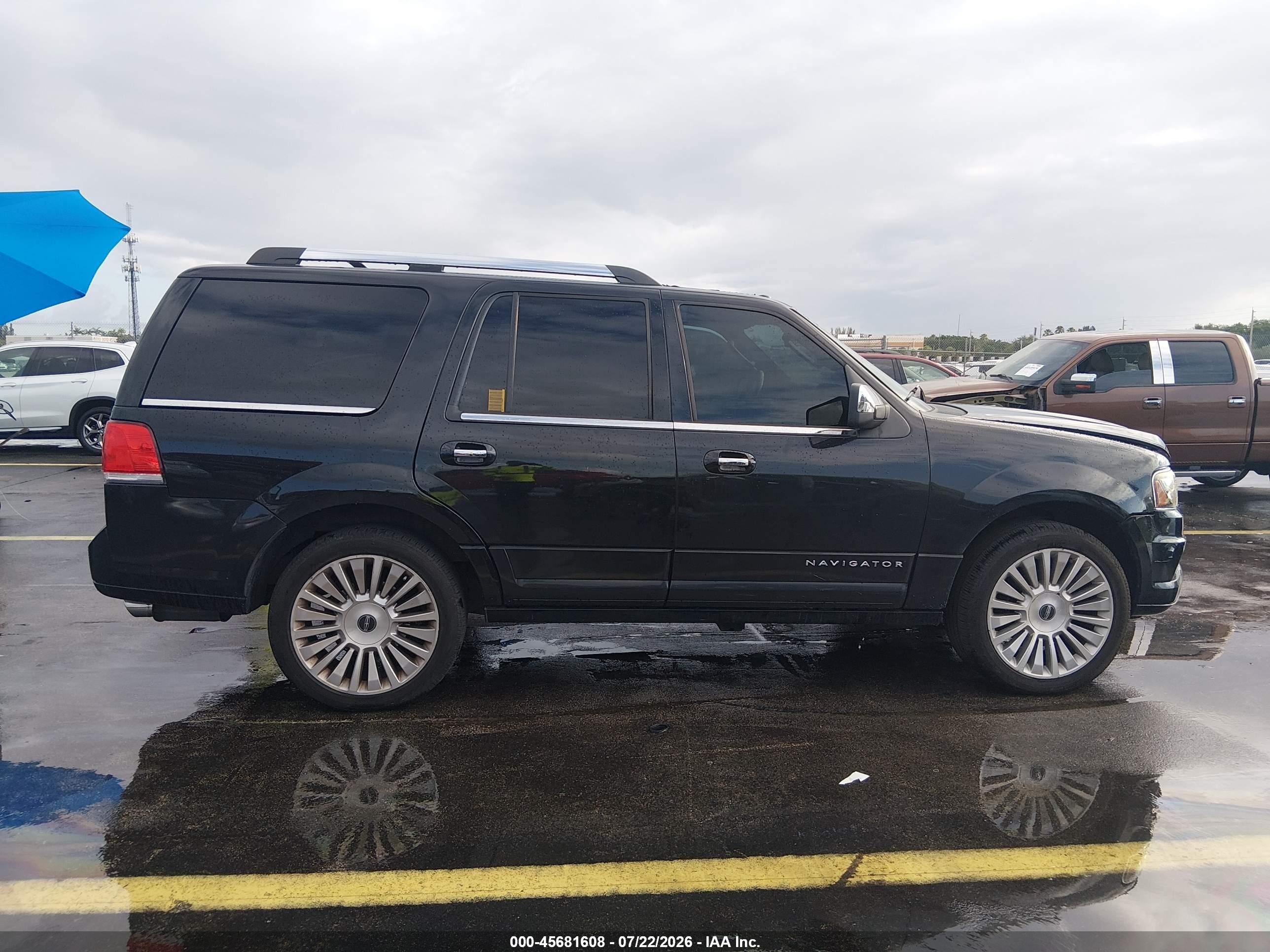 2015 Lincoln Navigator   Black vin: 5LMJJ2JT8FEJ02608