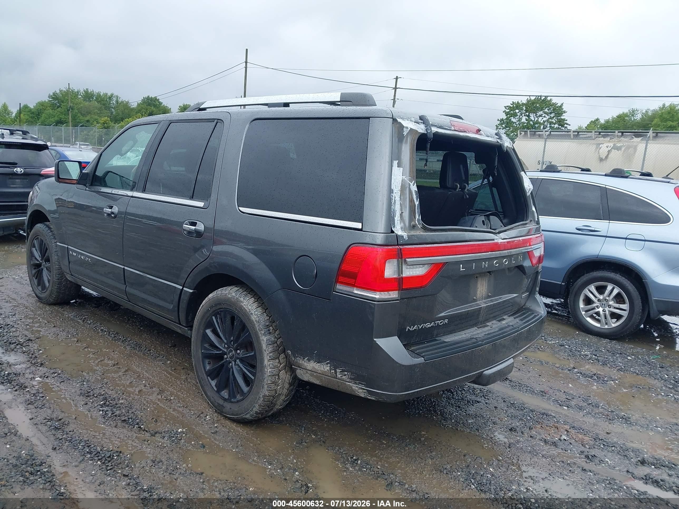 2015 Lincoln Navigator   Gray vin: 5LMJJ2JT8FEJ11115