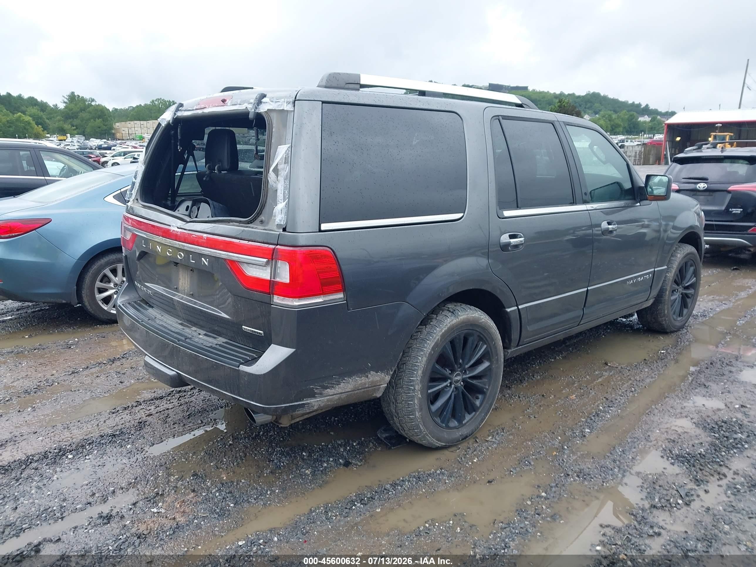 2015 Lincoln Navigator   Gray vin: 5LMJJ2JT8FEJ11115