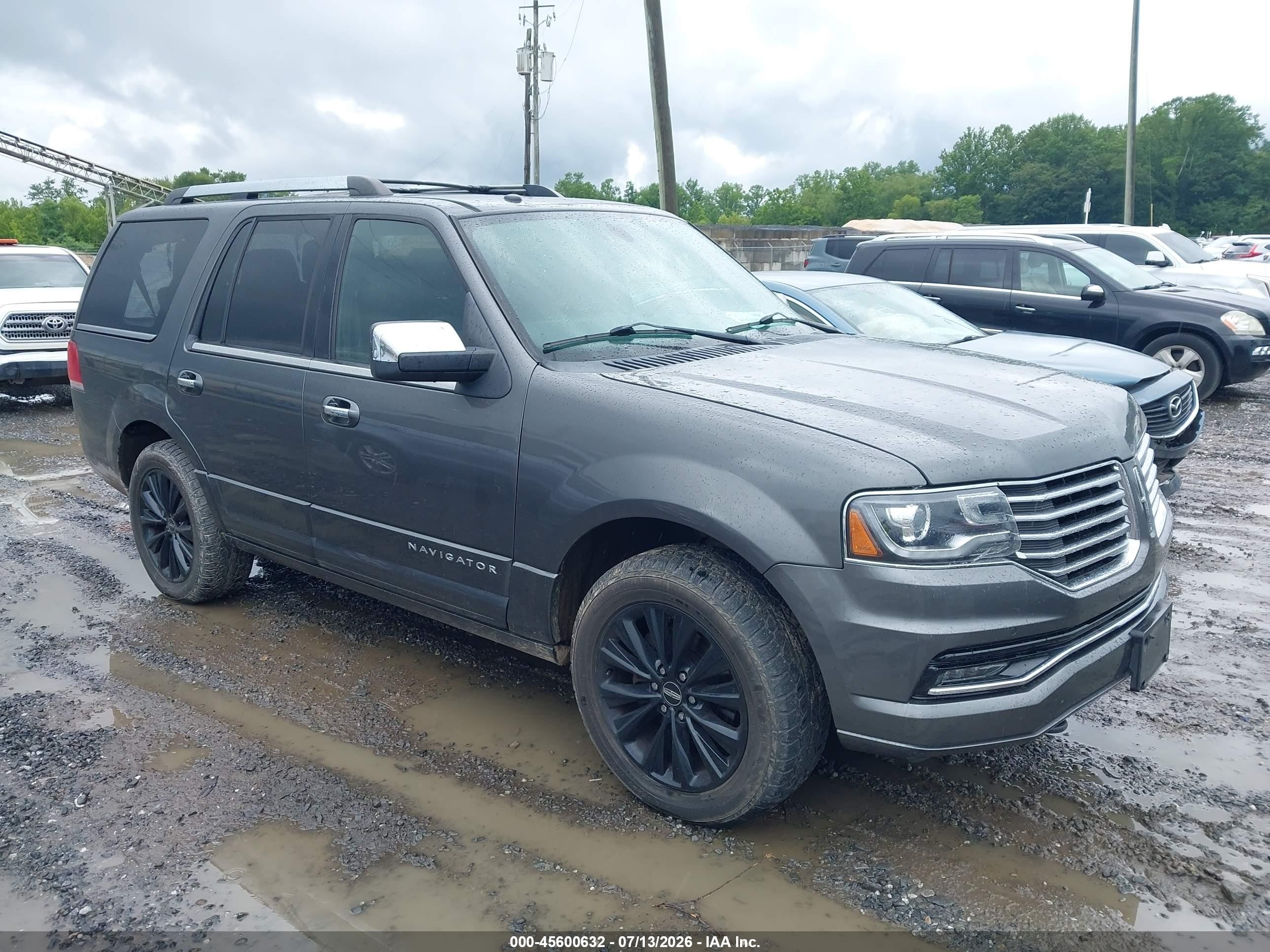 2015 Lincoln Navigator   Gray vin: 5LMJJ2JT8FEJ11115