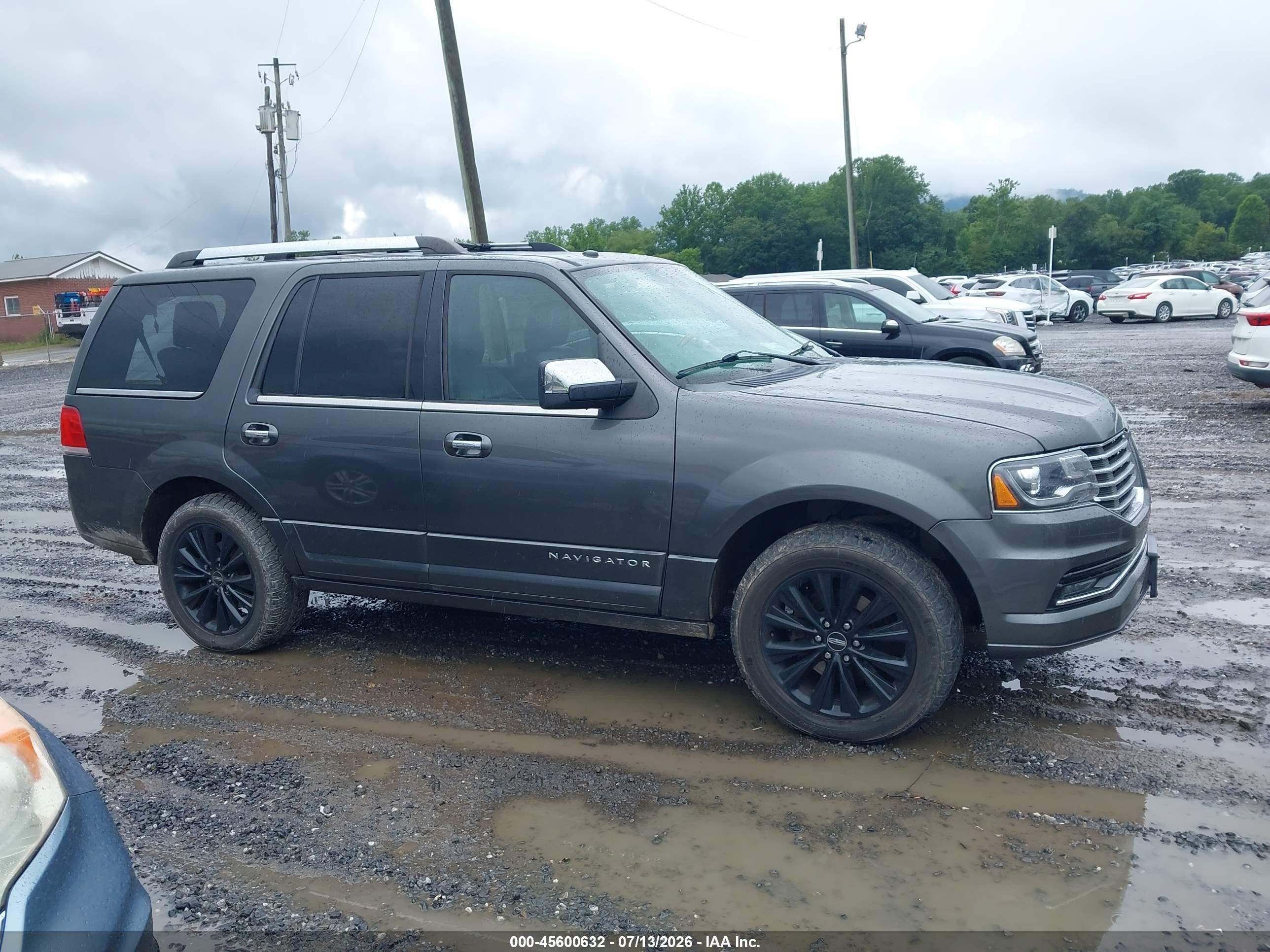 2015 Lincoln Navigator   Gray vin: 5LMJJ2JT8FEJ11115