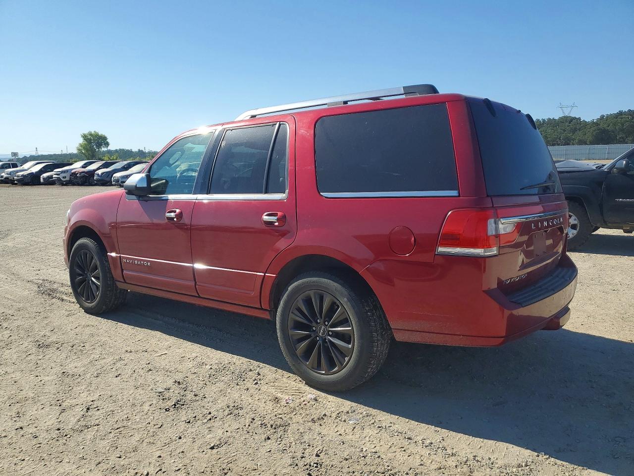 2015 Lincoln Navigator Красный vin: 5LMJJ2JT8FEJ13690