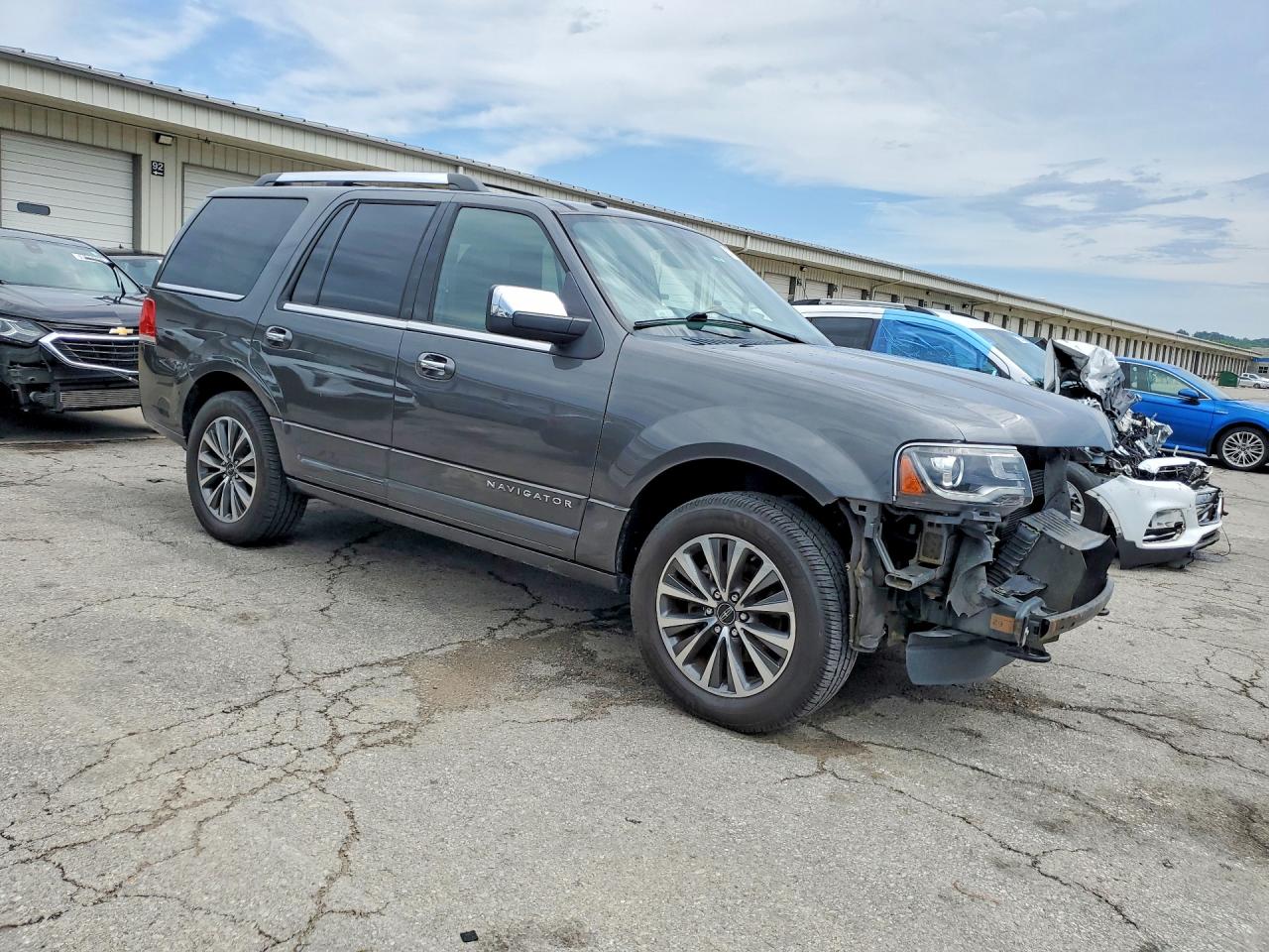 2017 Lincoln Navigator Select Gray vin: 5LMJJ2JT8HEL07994