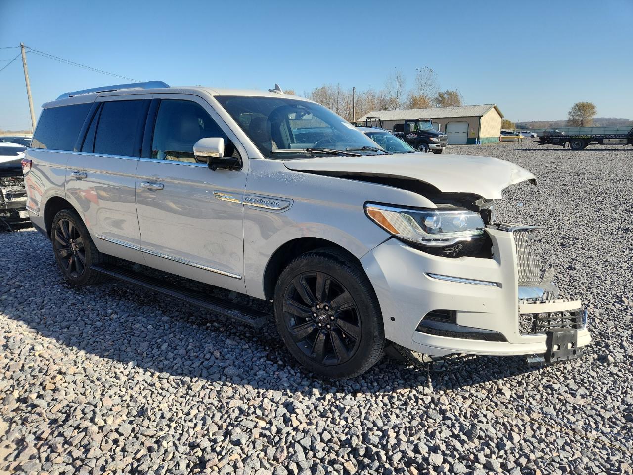 2024 Lincoln Navigator Reserve Cream vin: 5LMJJ2LG9REL11425