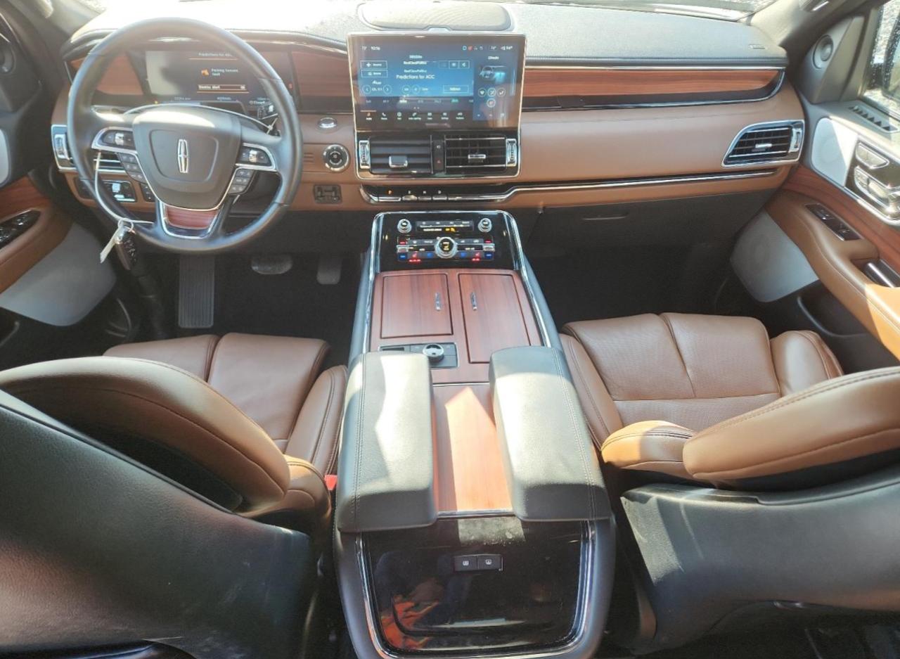 2024 Lincoln Navigator Reserve Cream vin: 5LMJJ2LG9REL11425
