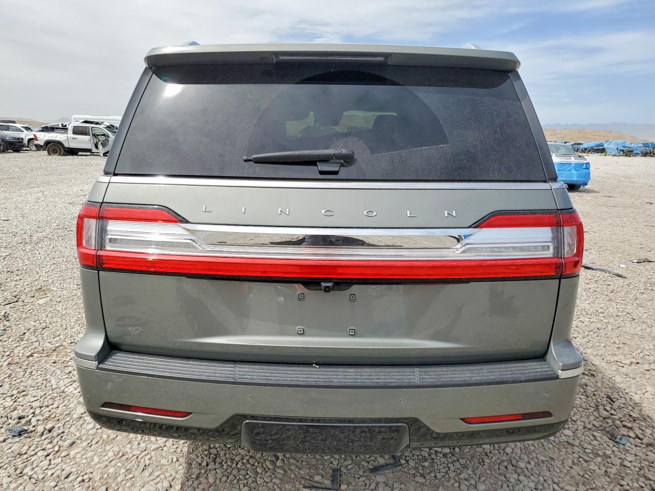 2019 Lincoln Navigator Reserve Green vin: 5LMJJ2LT0KEL17729