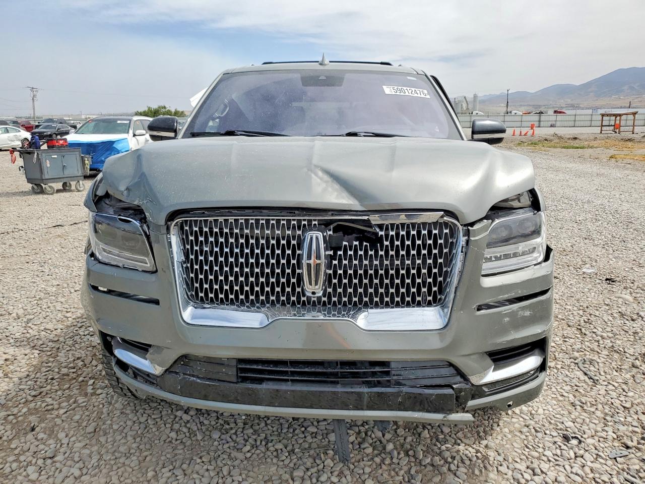 2019 Lincoln Navigator Reserve Green vin: 5LMJJ2LT0KEL17729