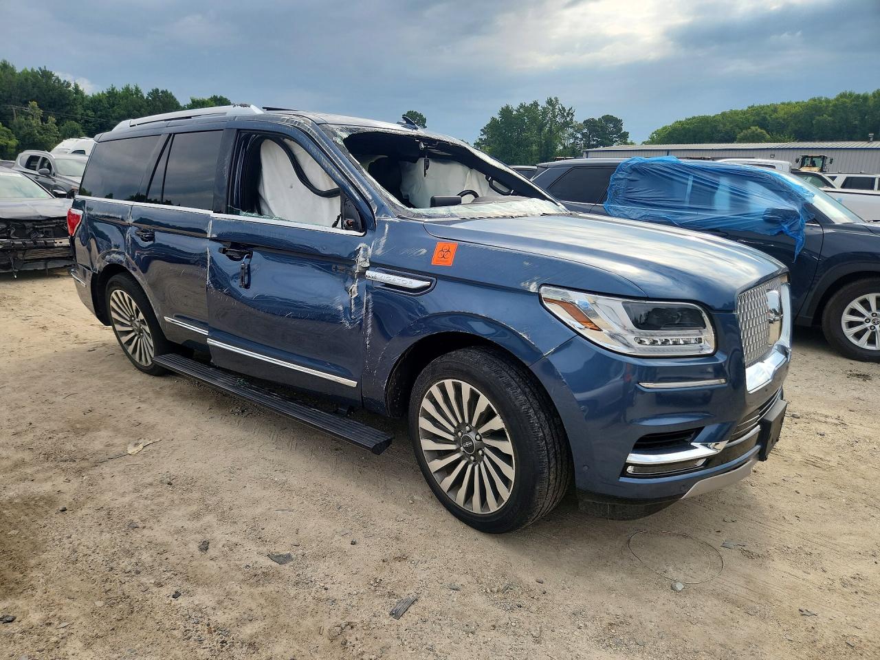 2020 Lincoln Navigator Reserve Blue vin: 5LMJJ2LT8LEL22887