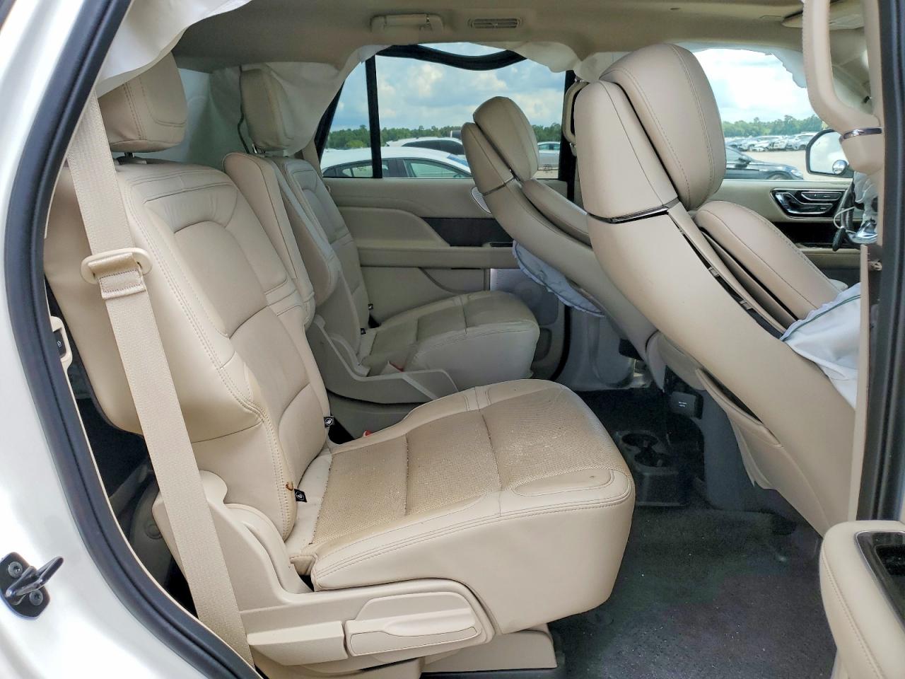 2021 Lincoln Navigator Reserve Белый vin: 5LMJJ2LT8MEL18419