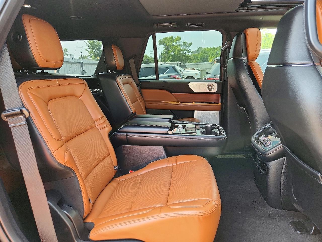 2020 Lincoln Navigator Reserve Черный vin: 5LMJJ2LT9LEL05435