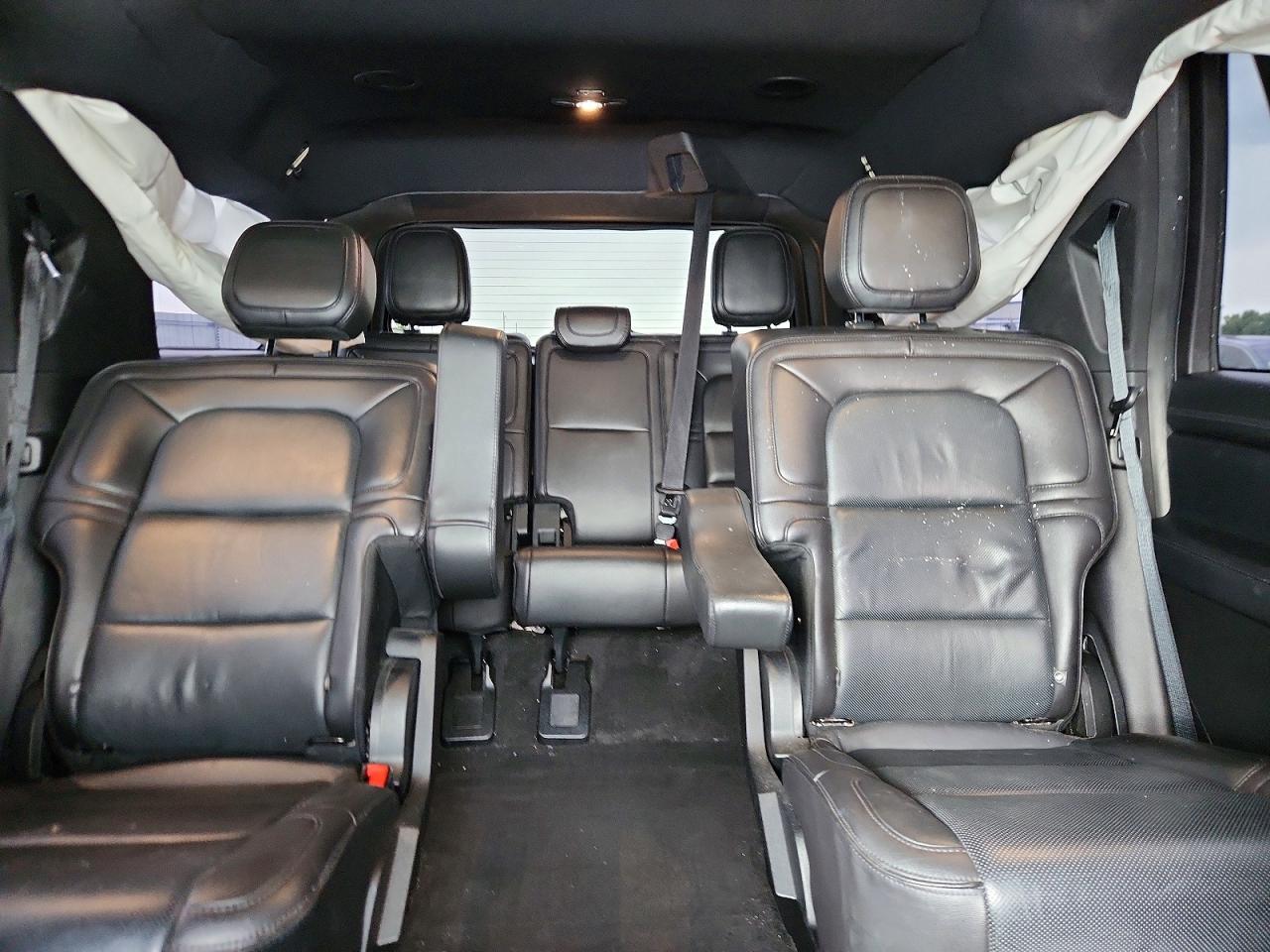 2018 Lincoln Navigator Premiere White vin: 5LMJJ2NT2JEL07649