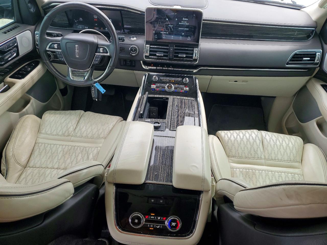 2020 Lincoln Navigator Black Label White vin: 5LMJJ2TTXLEL11681