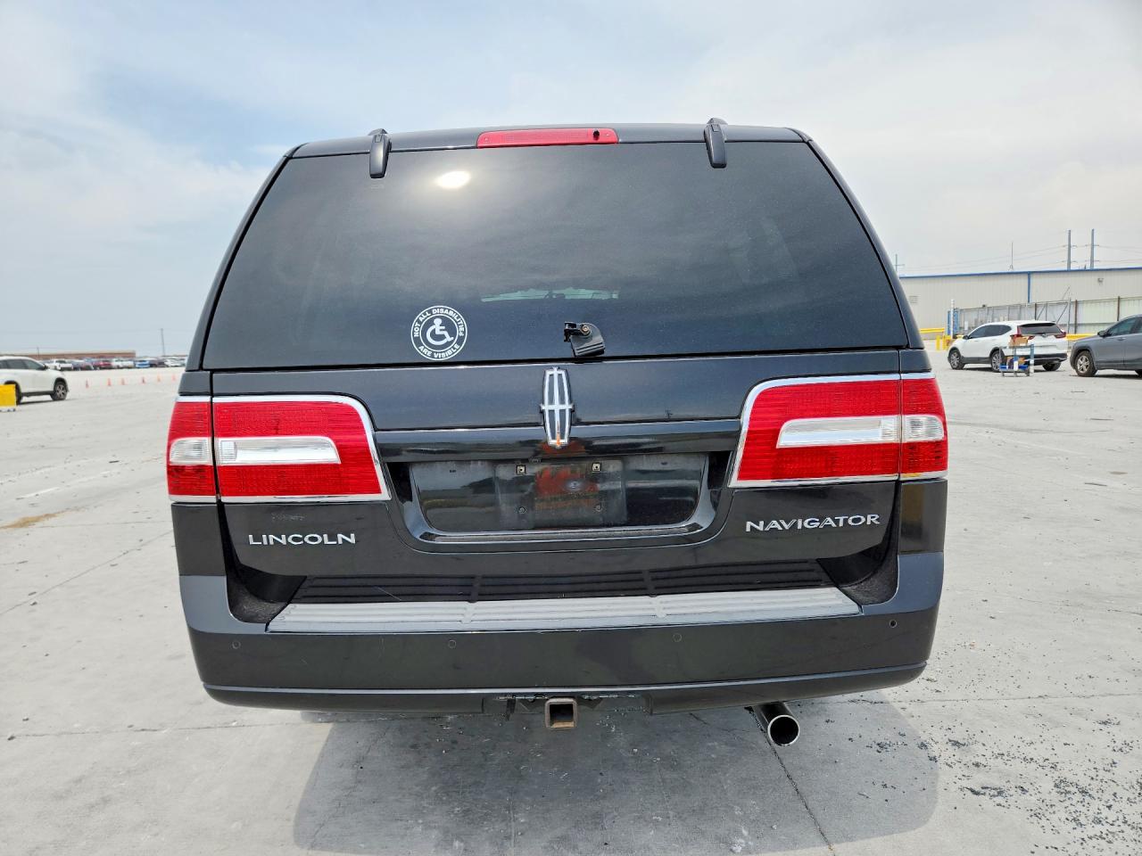 2010 Lincoln Navigator L Black vin: 5LMJJ3H50AEJ02043