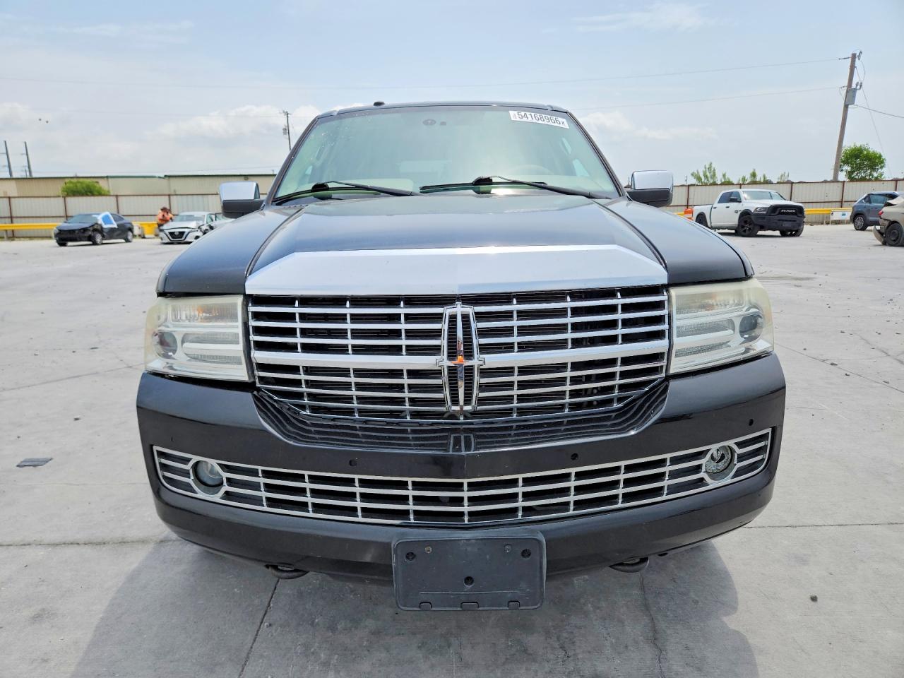 2010 Lincoln Navigator L Black vin: 5LMJJ3H50AEJ02043