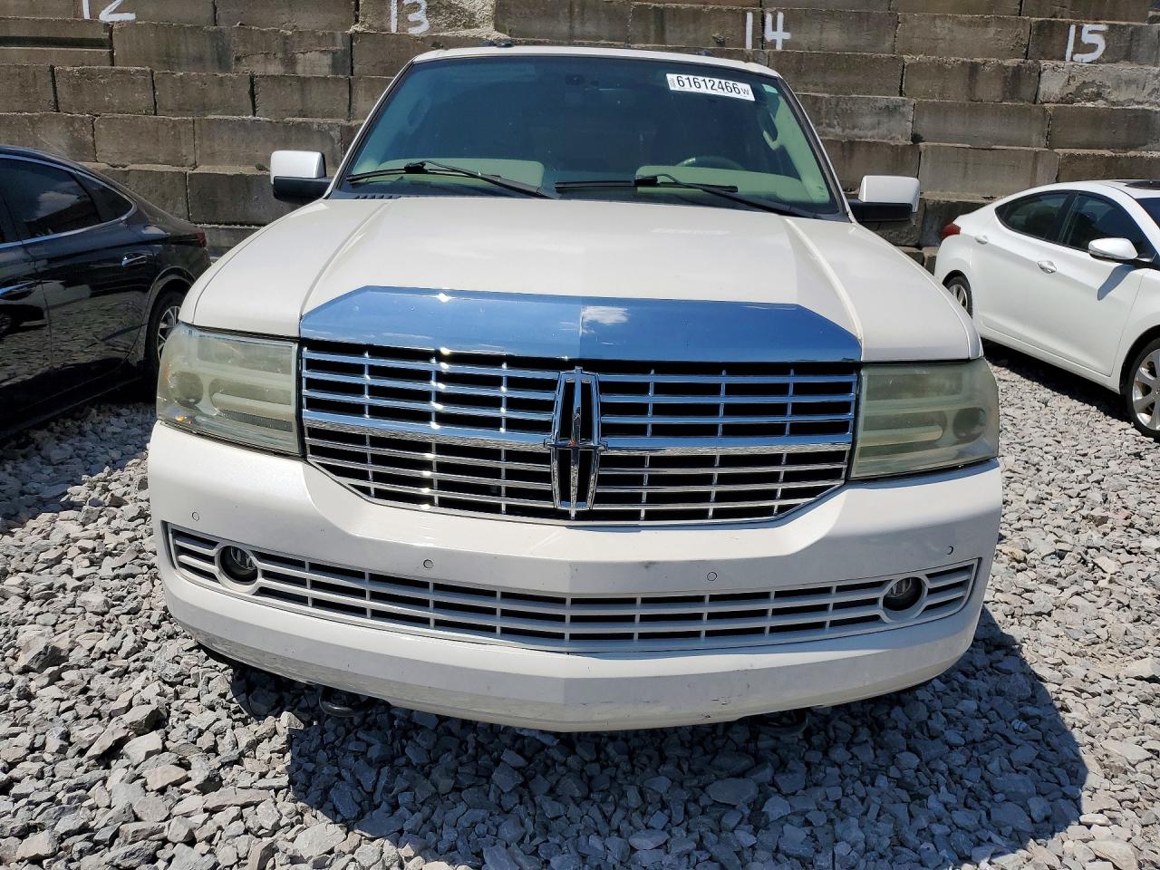 2014 Lincoln Navigator L Белый vin: 5LMJJ3H50EEL08985