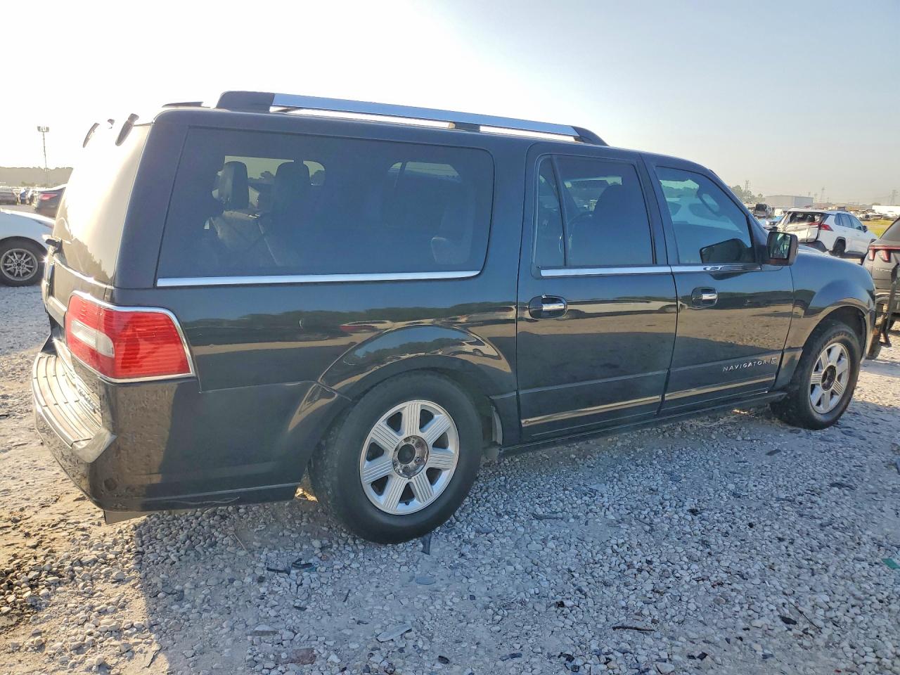 2012 Lincoln Navigator L Black vin: 5LMJJ3H51CEL05655