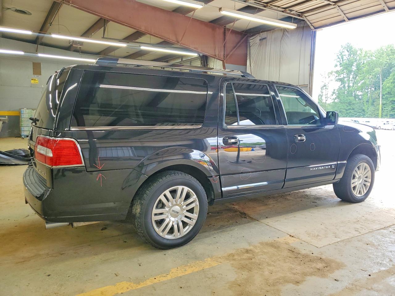 2013 Lincoln Navigator L Black vin: 5LMJJ3H51DEL08346