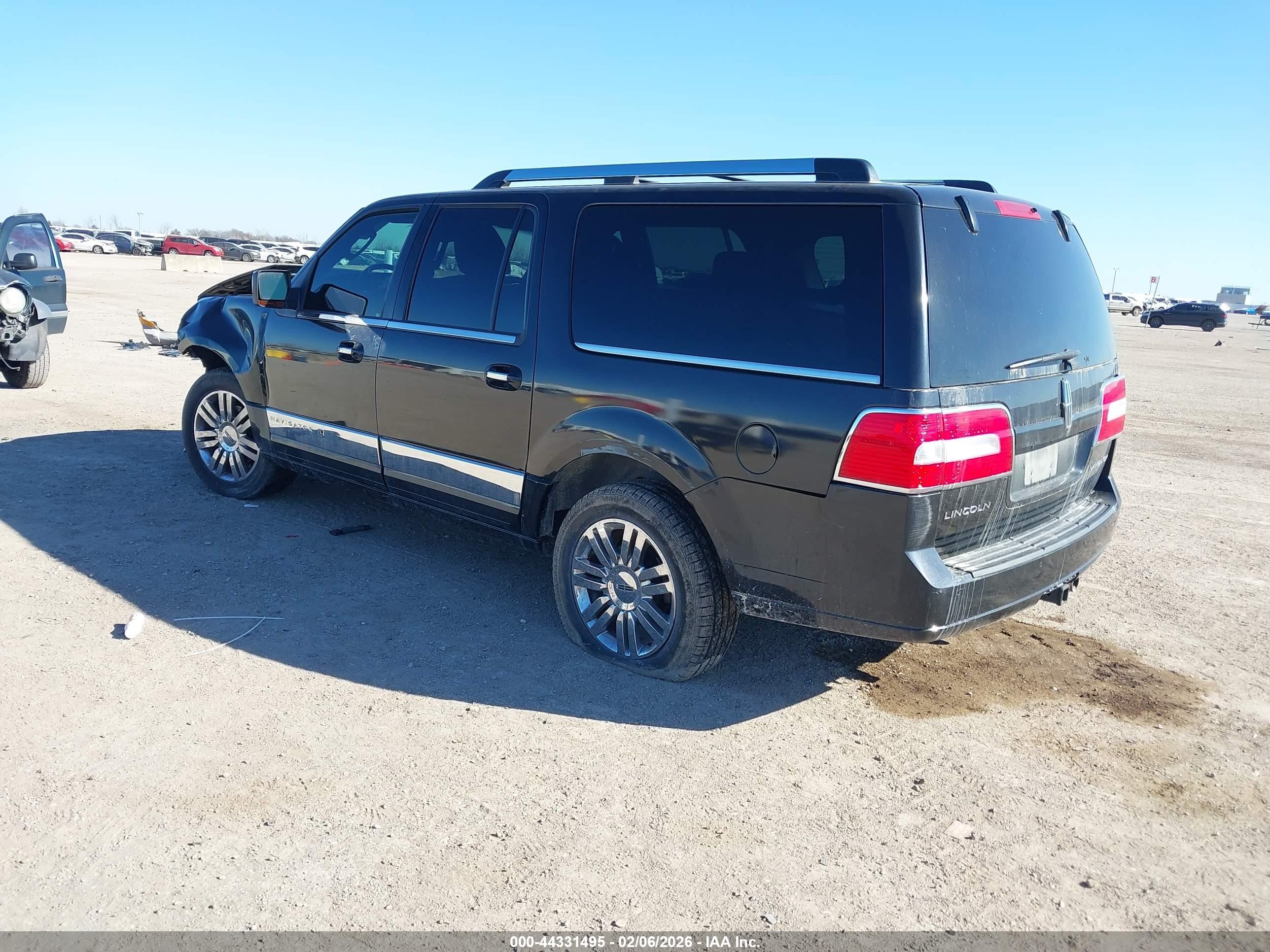 2010 Lincoln Navigator L   Black vin: 5LMJJ3H52AEJ04506