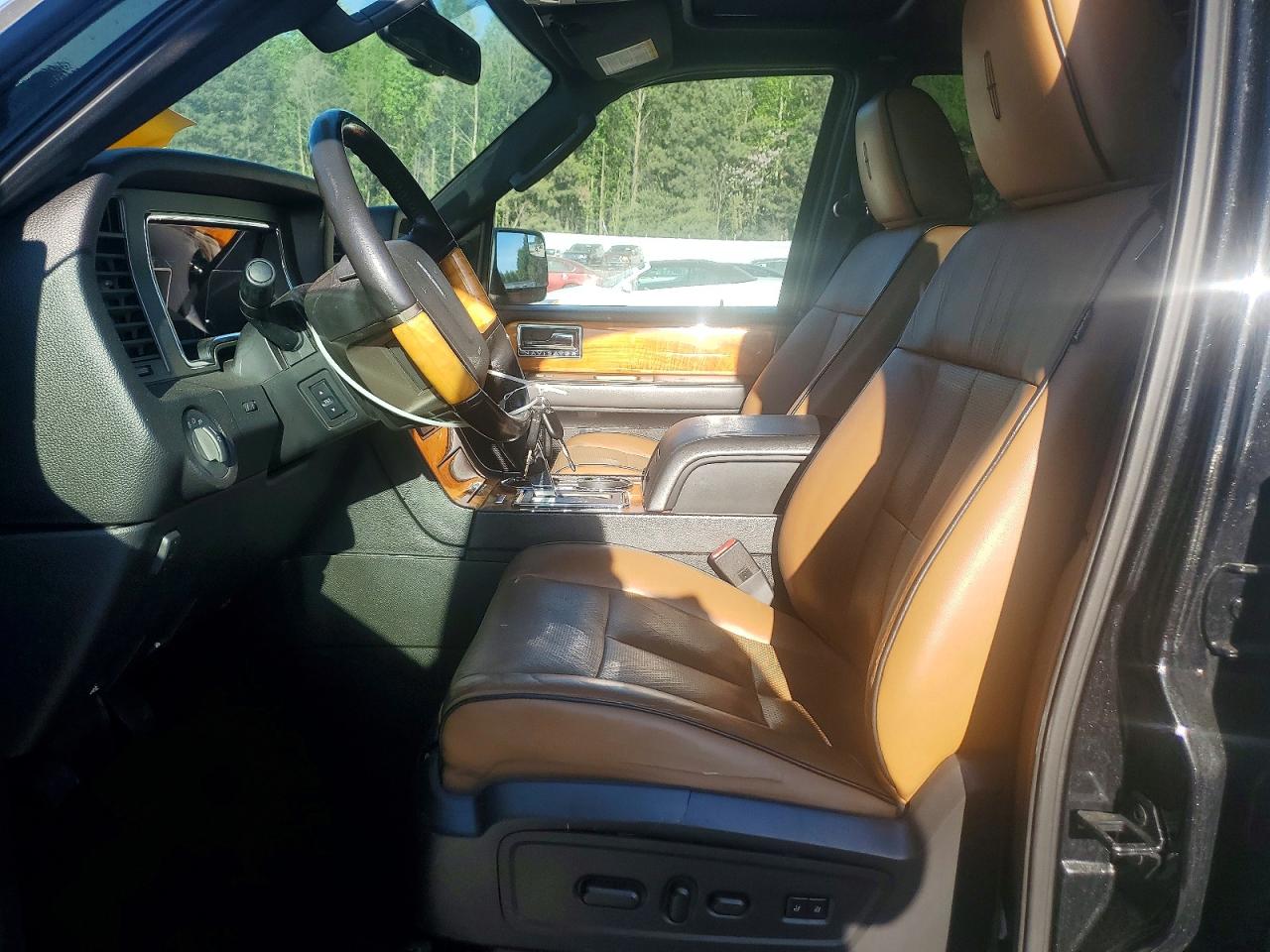 2014 Lincoln Navigator L Черный vin: 5LMJJ3H56EEL05332