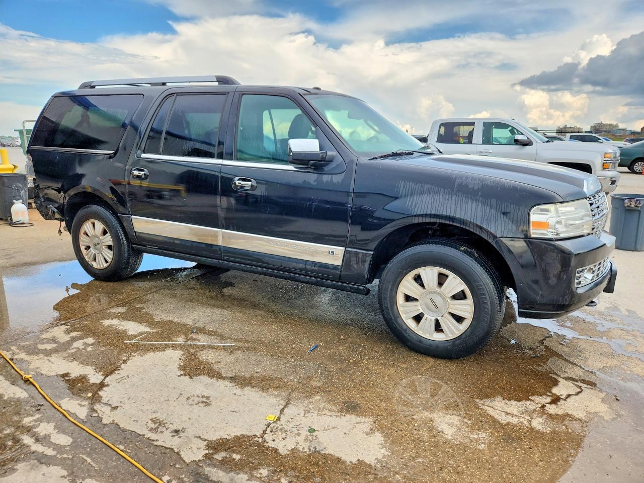 2013 Lincoln Navigator L Black vin: 5LMJJ3H58DEL04763