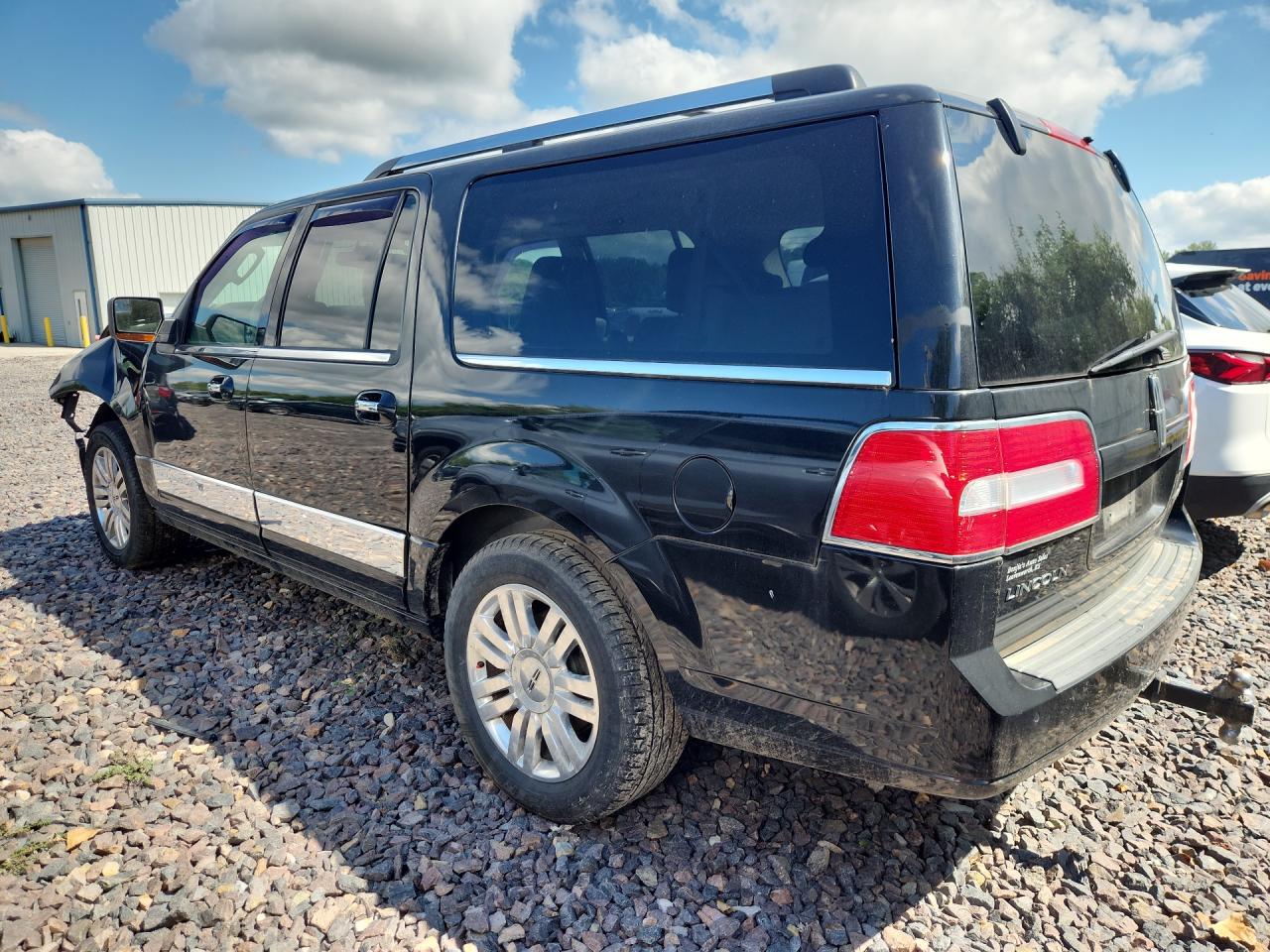 2013 Lincoln Navigator L Black vin: 5LMJJ3H58DEL08649 Damage: Rear Bumper/Cover, Chipped, 1