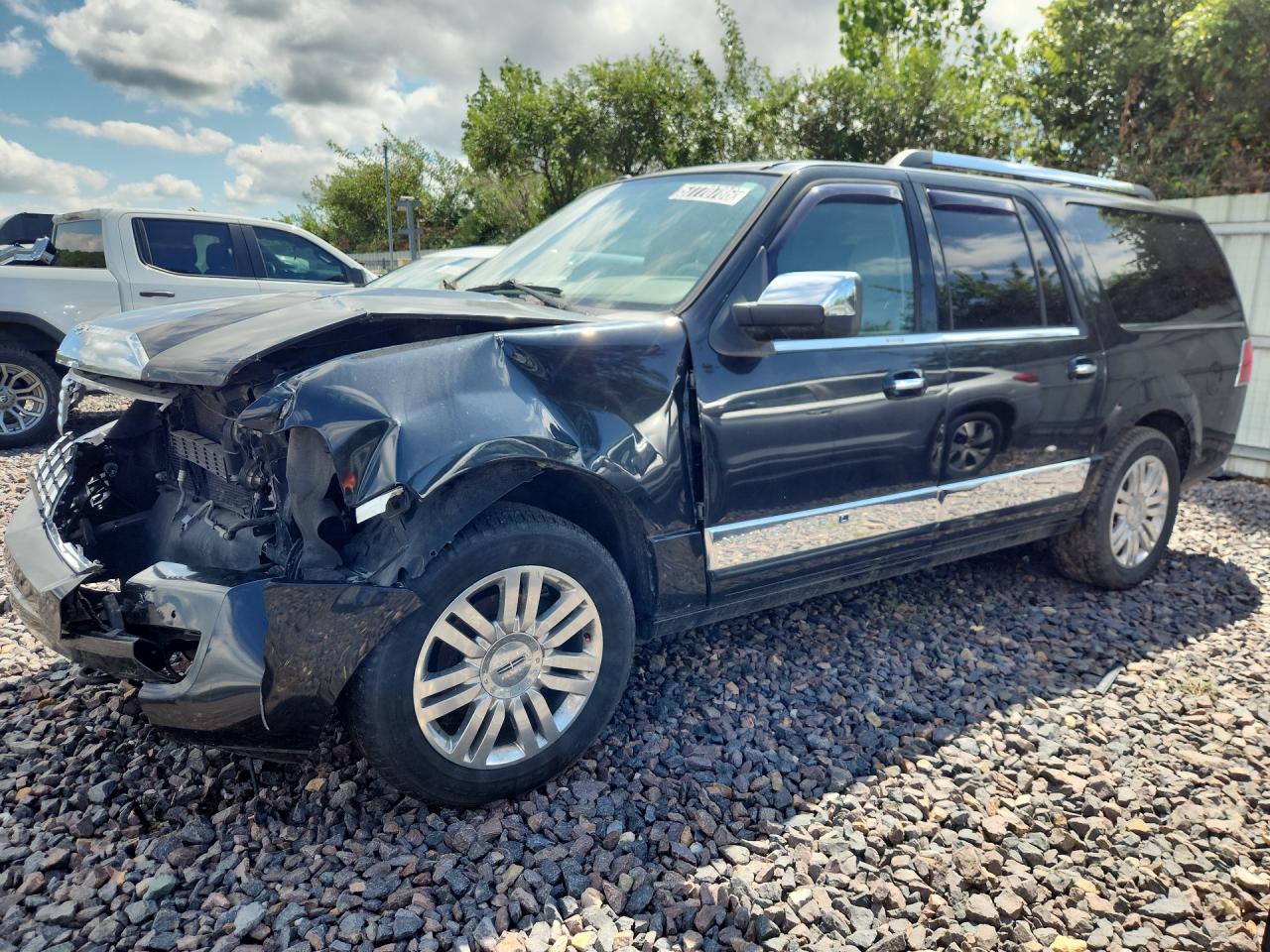 2013 Lincoln Navigator L Black vin: 5LMJJ3H58DEL08649 Damage: Hood, Severe Damage, Replacement Required