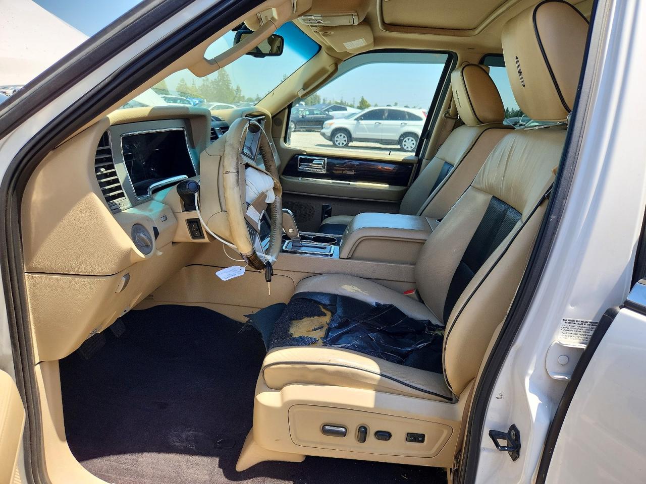 2010 Lincoln Navigator L White vin: 5LMJJ3H59AEJ10268