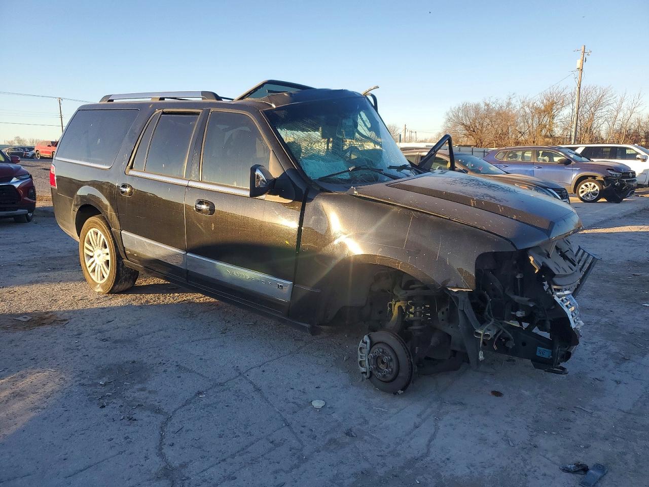 2014 Lincoln Navigator L Черный vin: 5LMJJ3H59EEL01789