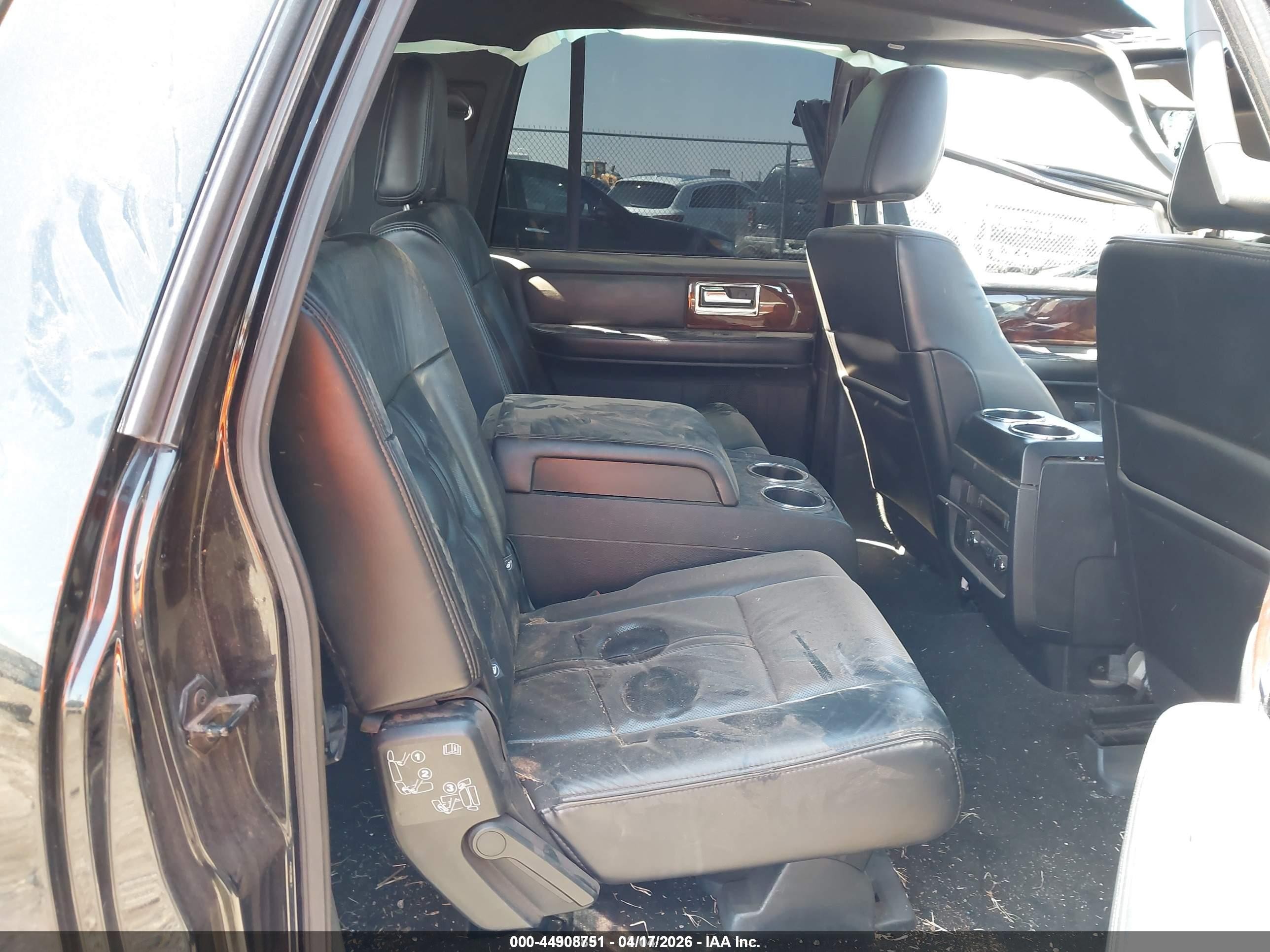 2016 Lincoln Navigator L Select Black vin: 5LMJJ3HT3GEL11297