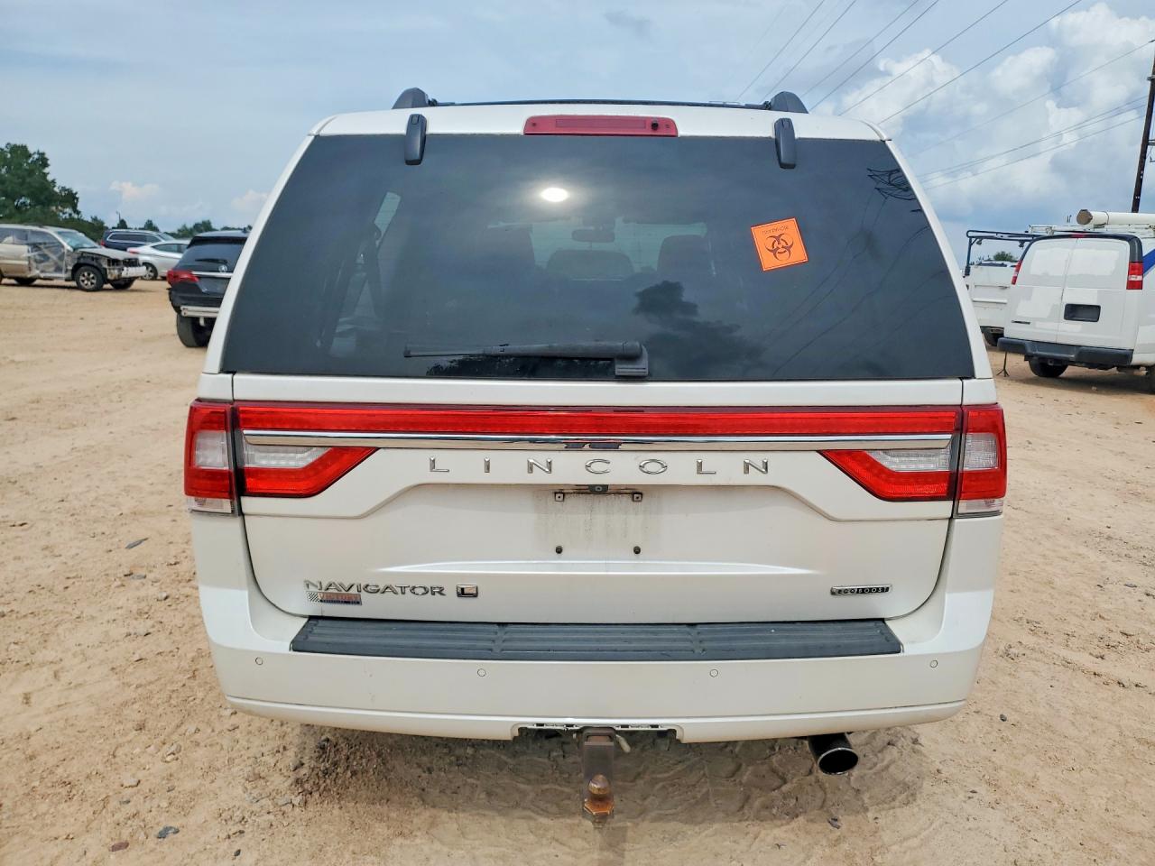 2016 Lincoln Navigator L Select Белый vin: 5LMJJ3HT8GEL12154