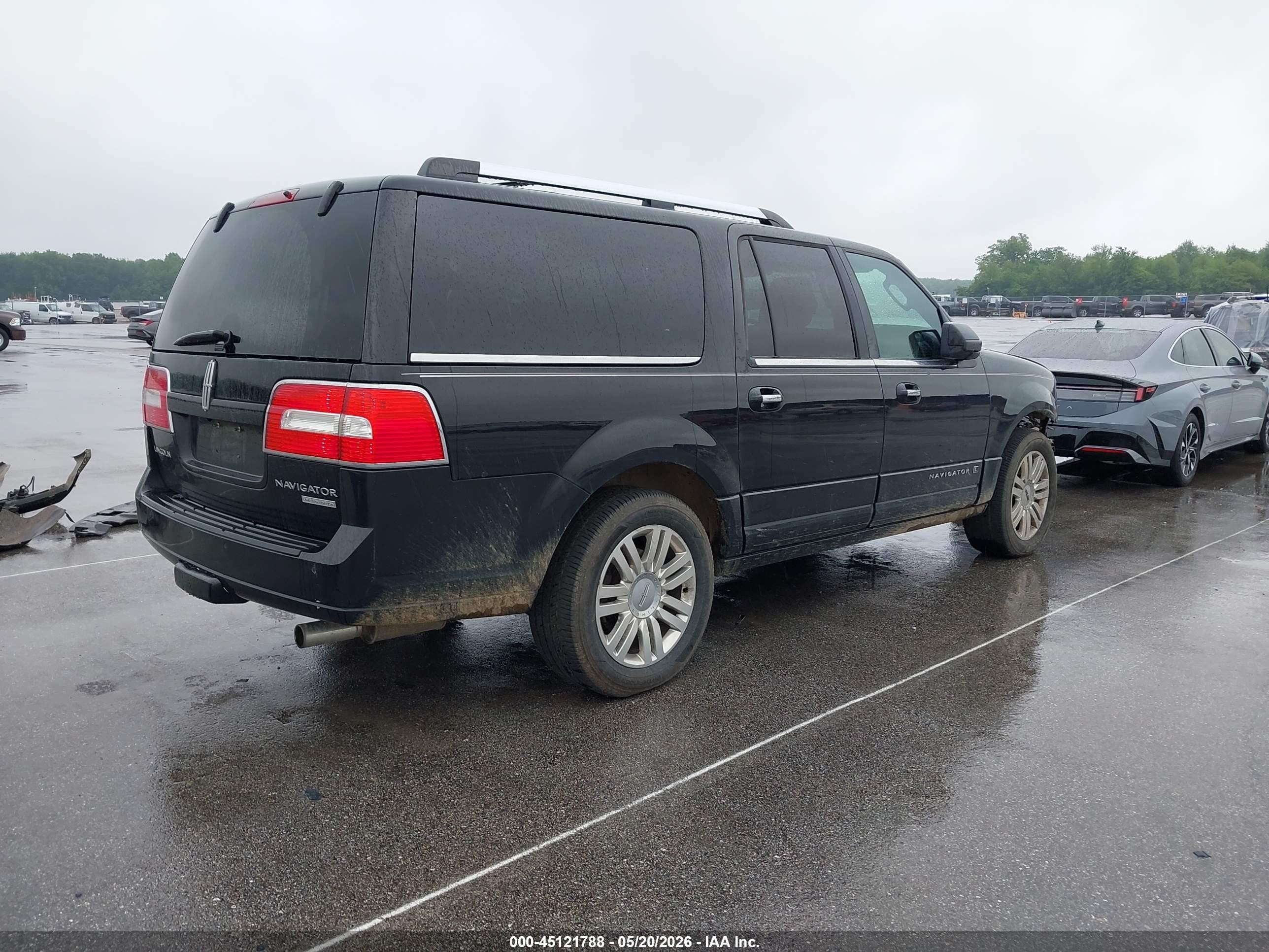 2012 Lincoln Navigator L   Black vin: 5LMJJ3J50CEL02644