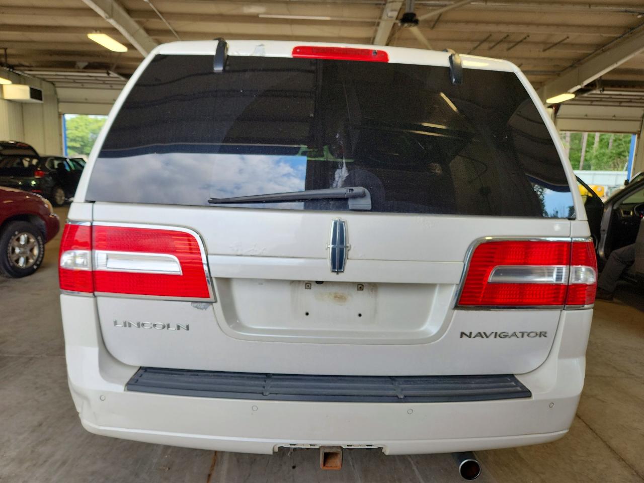 2012 Lincoln Navigator L White vin: 5LMJJ3J50CEL04233