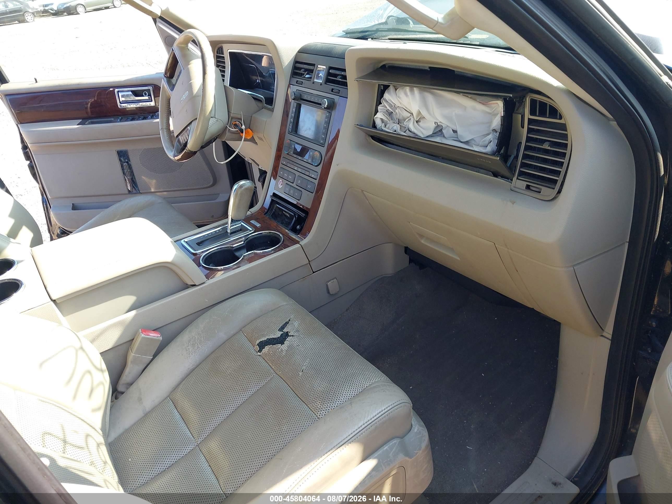 2014 Lincoln Navigator L   Black vin: 5LMJJ3J50EEL06406