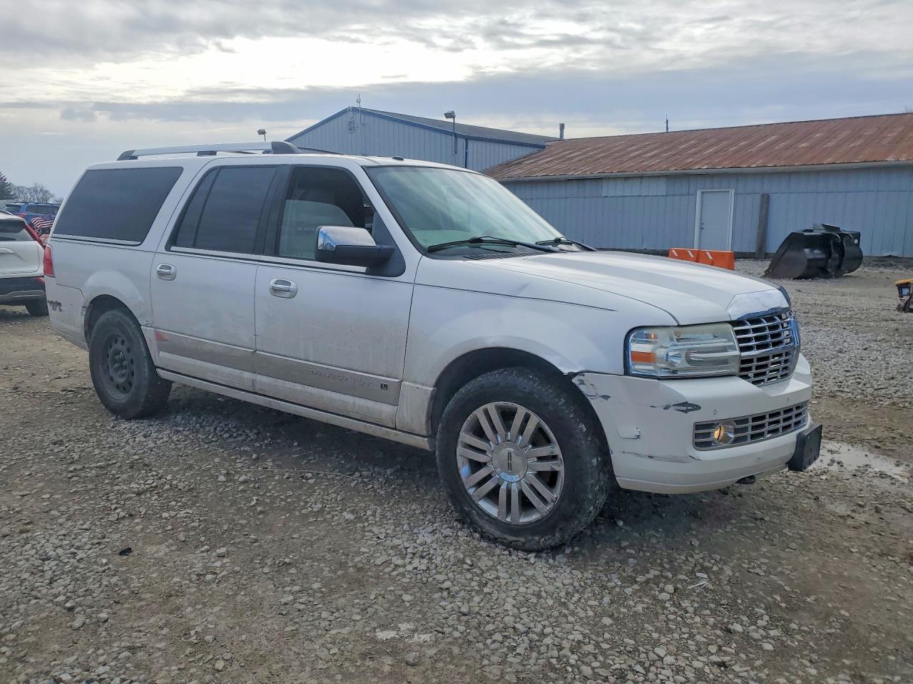 2010 Lincoln Navigator L White vin: 5LMJJ3J51AEJ01896
