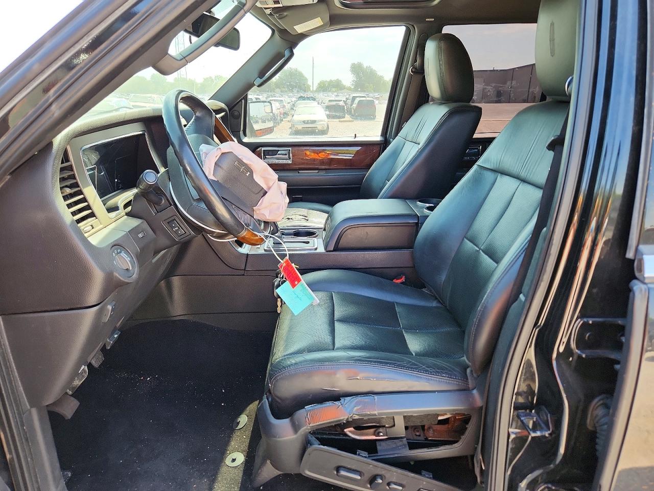 2014 Lincoln Navigator L Черный vin: 5LMJJ3J51EEL03210