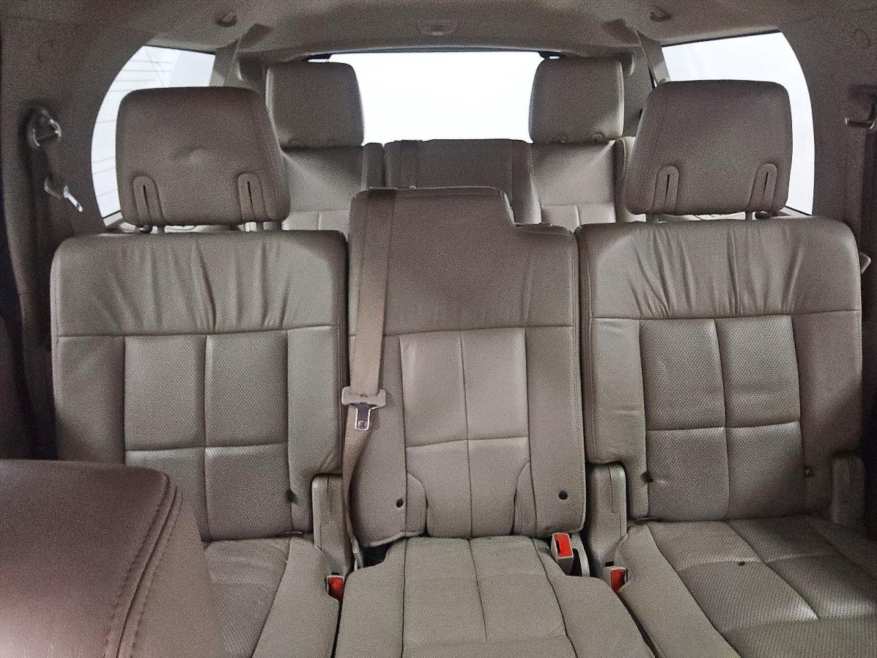 2010 Lincoln Navigator L Белый vin: 5LMJJ3J52AEJ05228