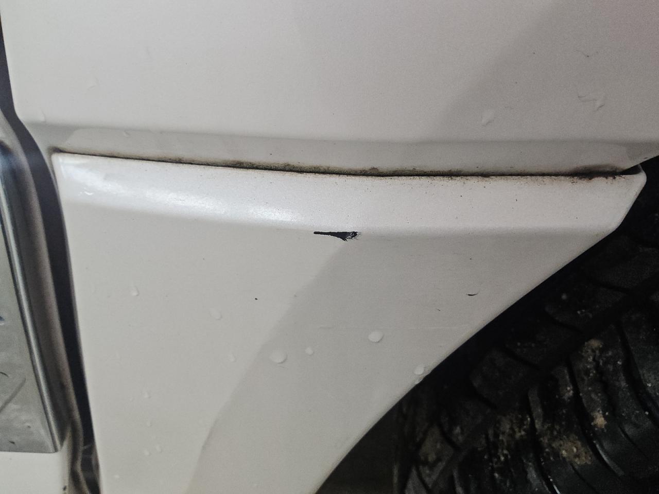 2010 Lincoln Navigator L Белый vin: 5LMJJ3J52AEJ05228 Damage: Left Bed Side, Multiple Scratches Heavy, 2